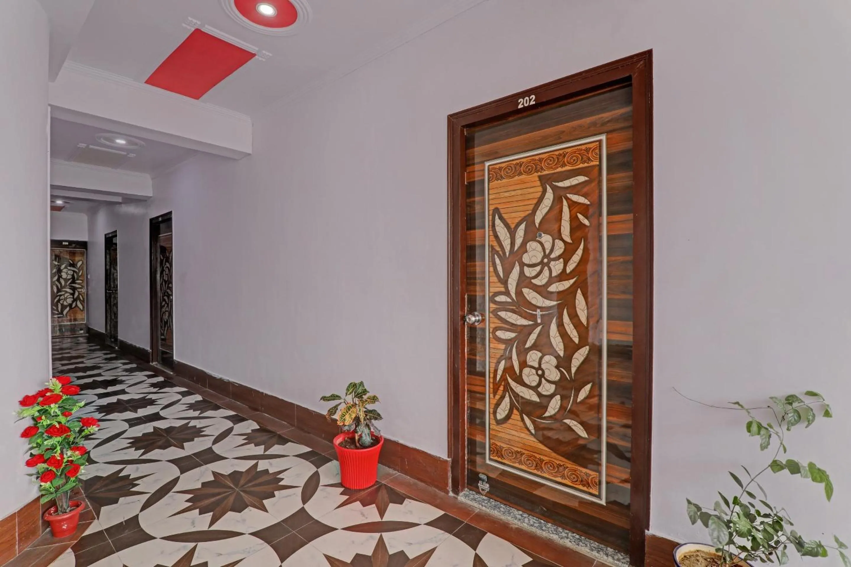 Lobby or reception in OYO Flagship 86660 Hotel RK Grand