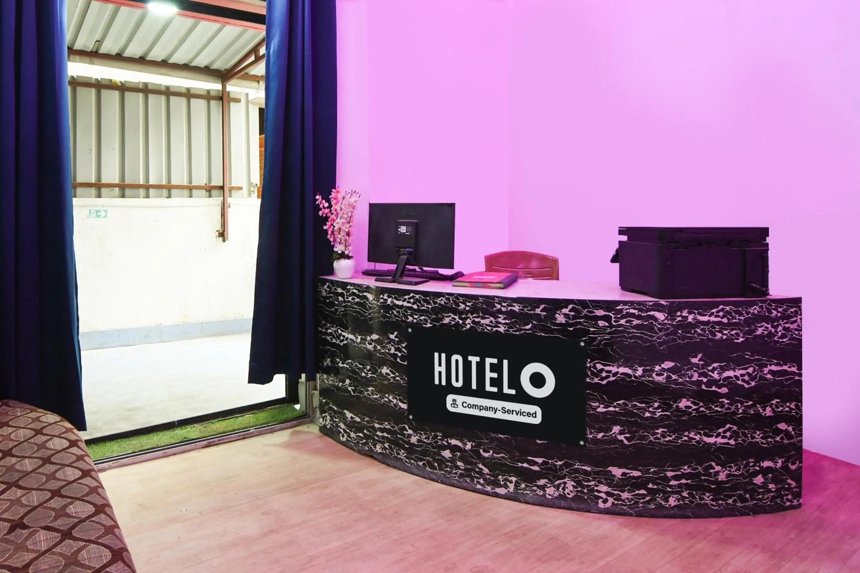 Lobby or reception in Super Hotel O Biswa Bangla Sarani