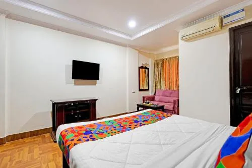 FabHotel Royal Grand Residency