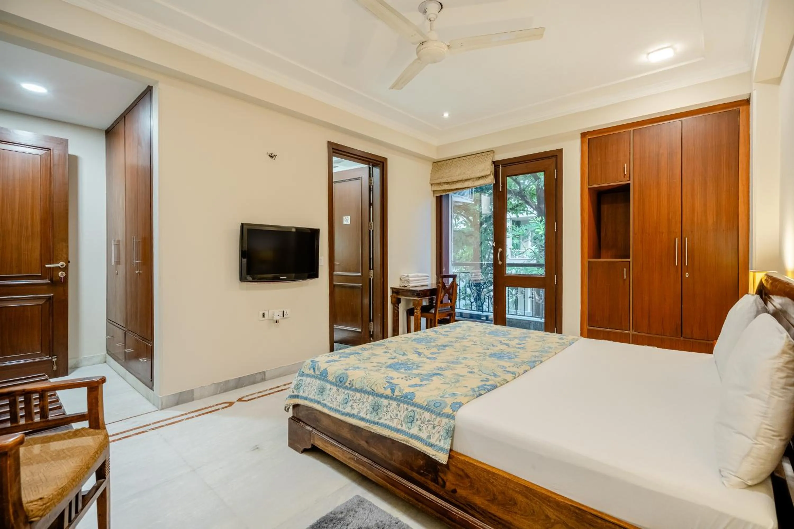 Bed in Tree of Life Bed & Breakfast