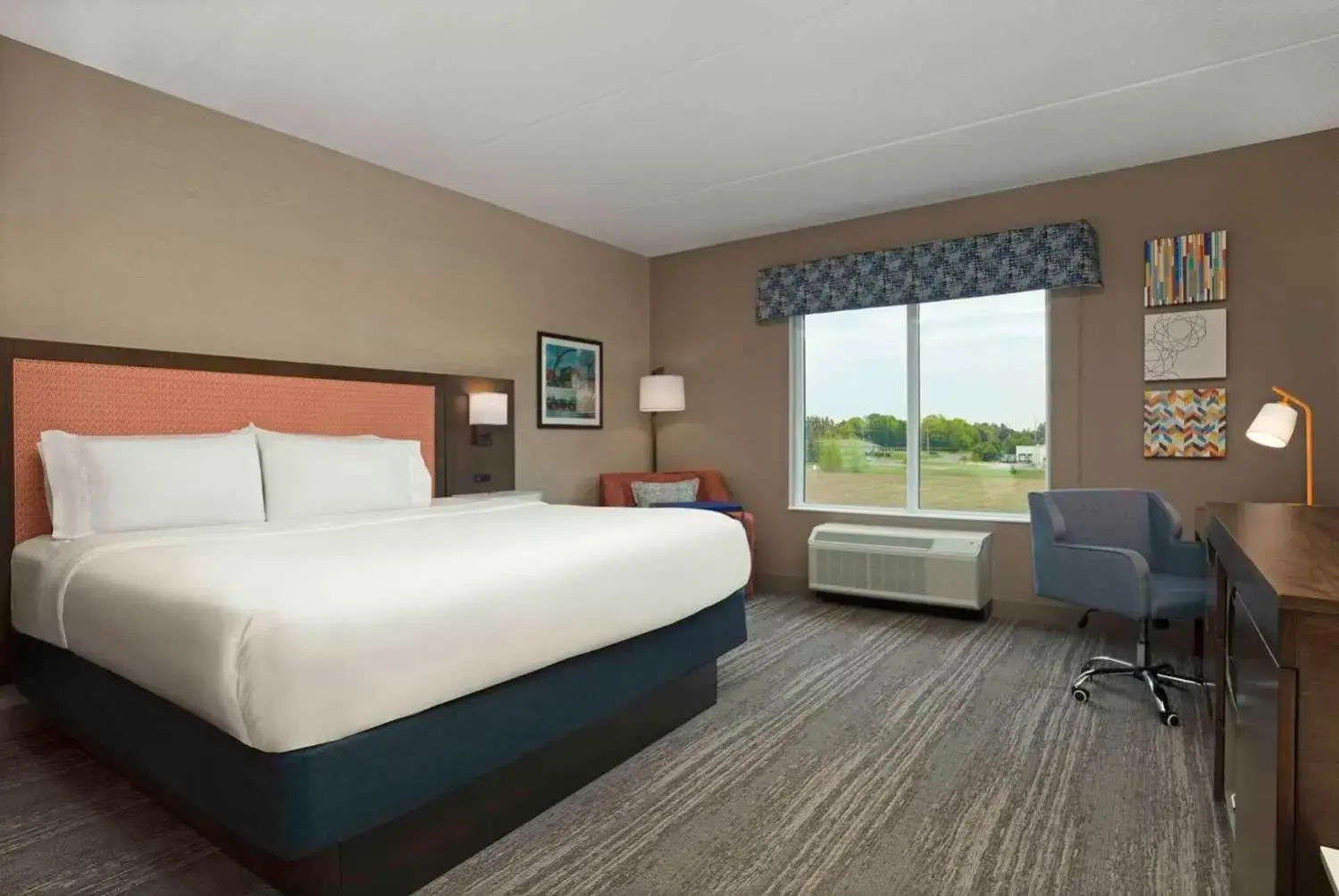 King Room in Hampton Inn by Hilton Port Hope Cobourg King Room in Hampton Inn by Hilton Port Hope Cobourg