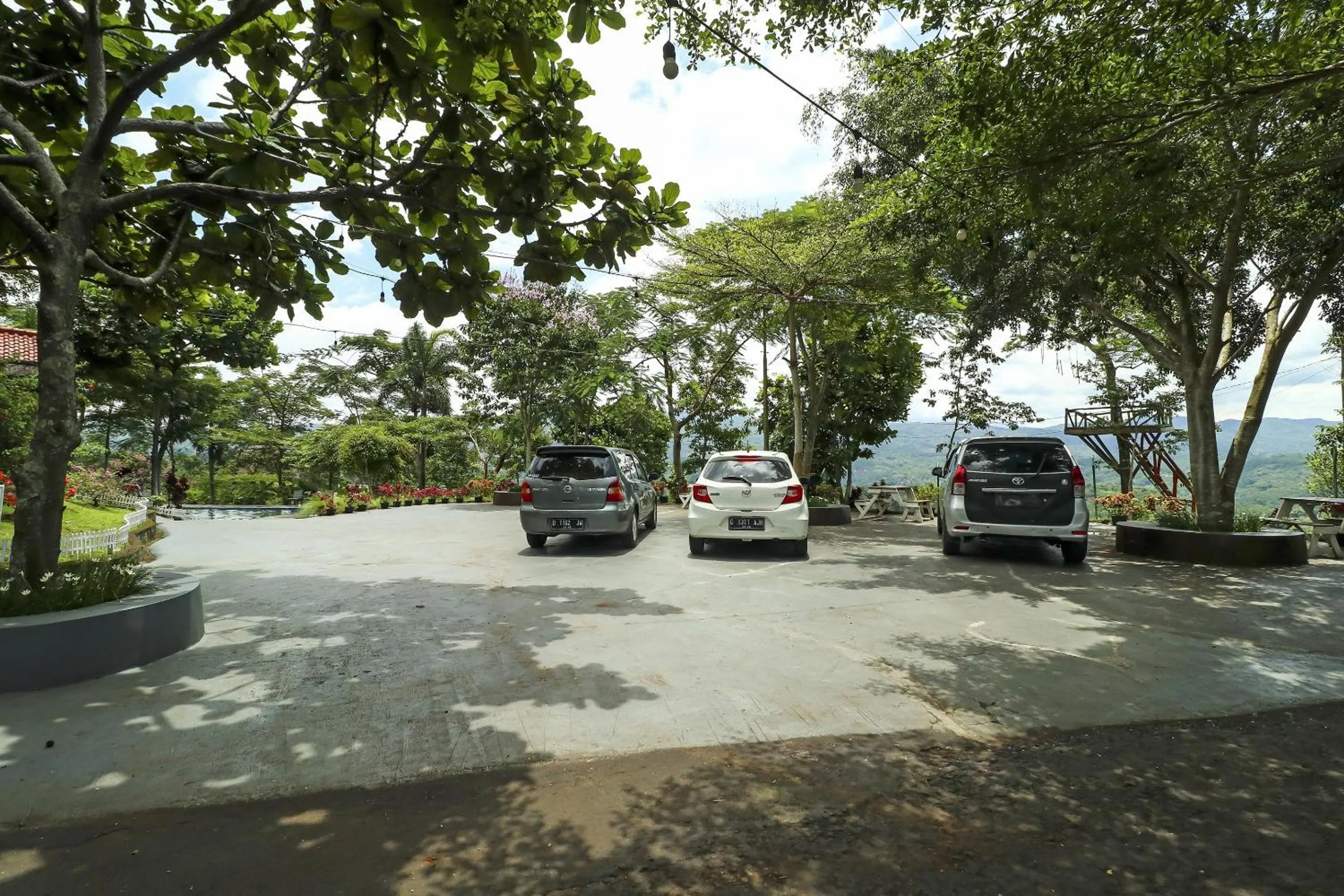 Facade/entrance in Hotel O Desa Wisata Guranteng