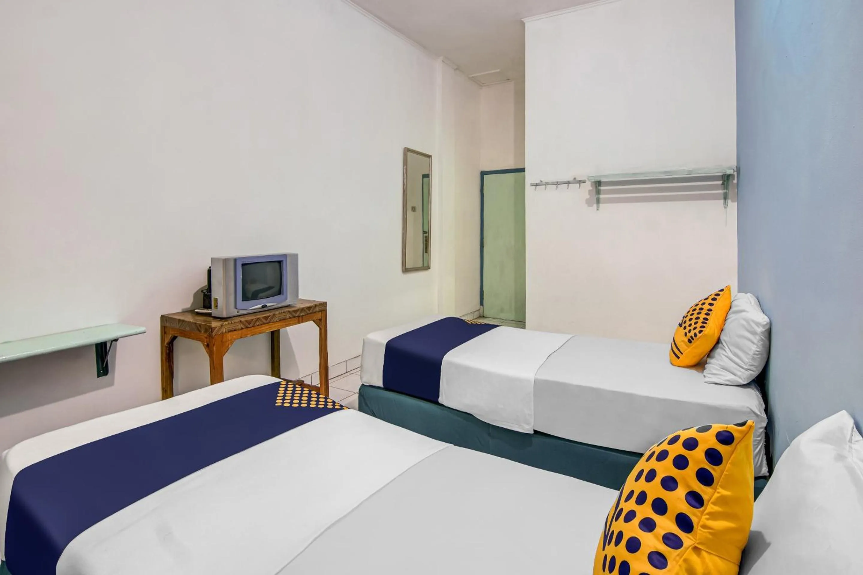 Bedroom, Bed in Hotel O Margadana