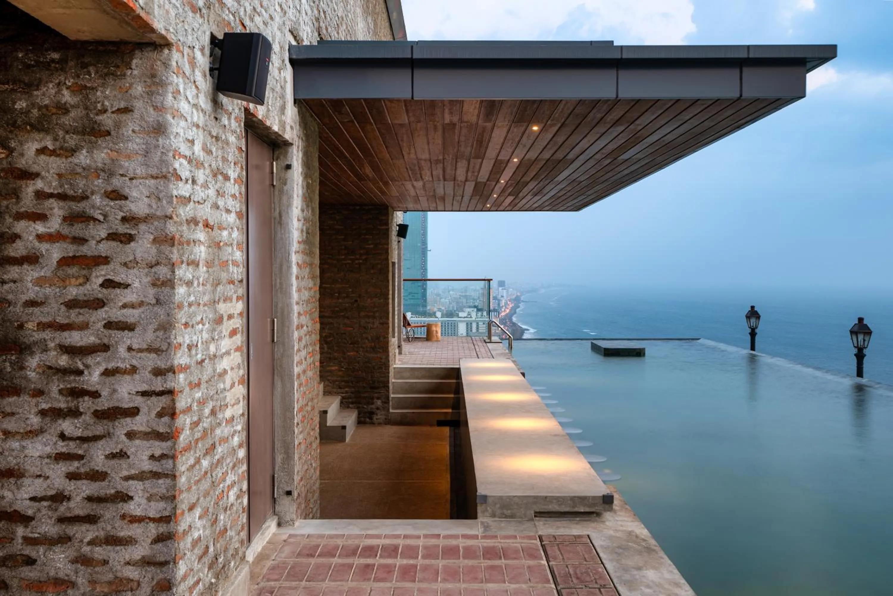 City view in Granbell Hotel Colombo