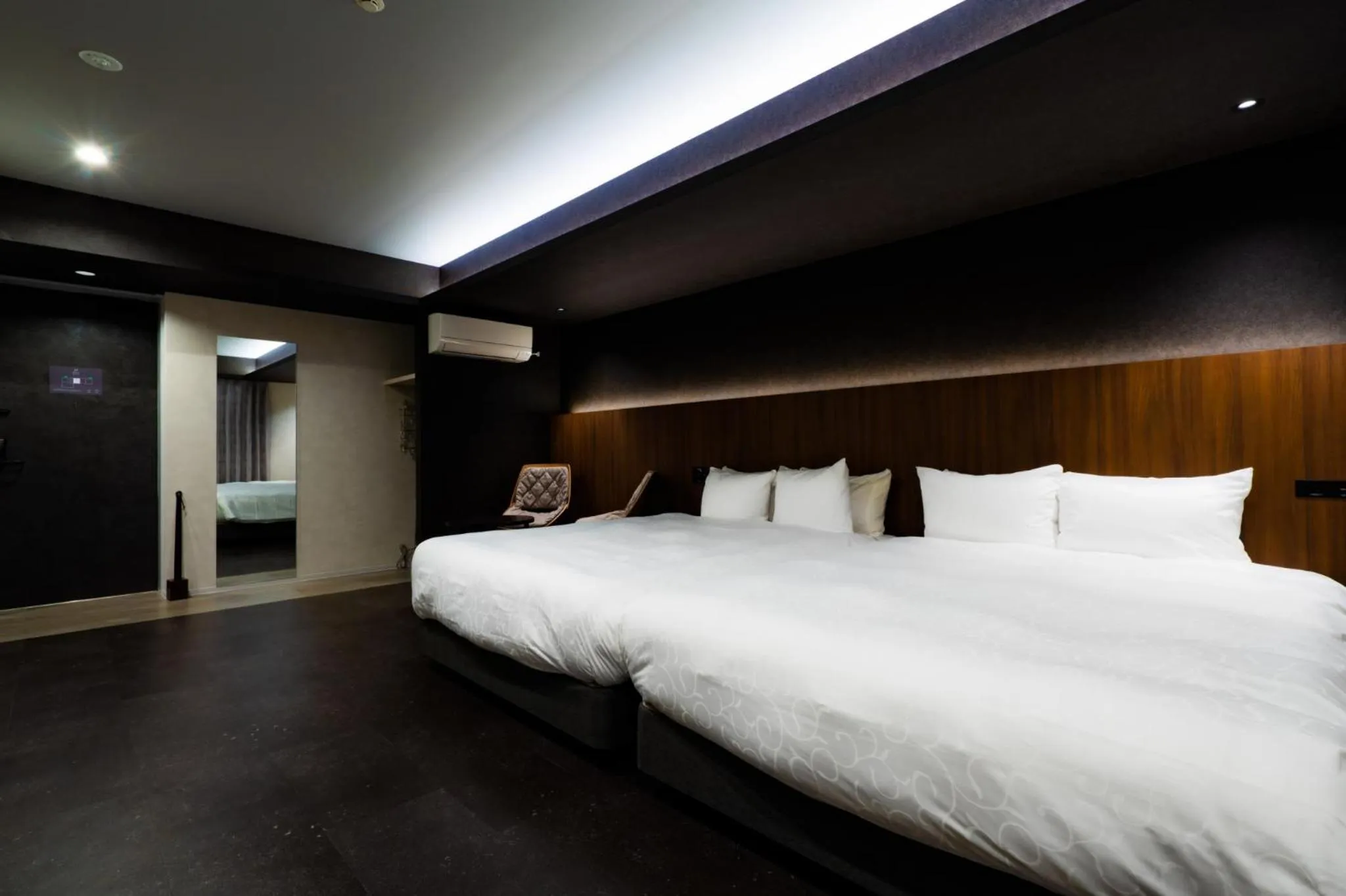 Bed in Randor Hotel Hiroshima Prestige
