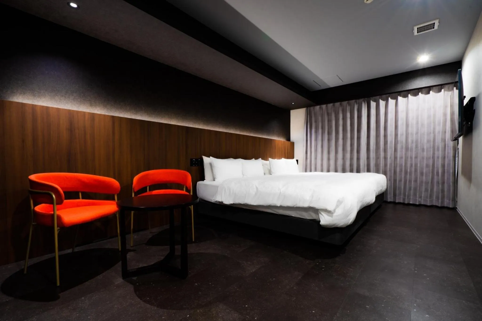 Bed in Randor Hotel Hiroshima Prestige