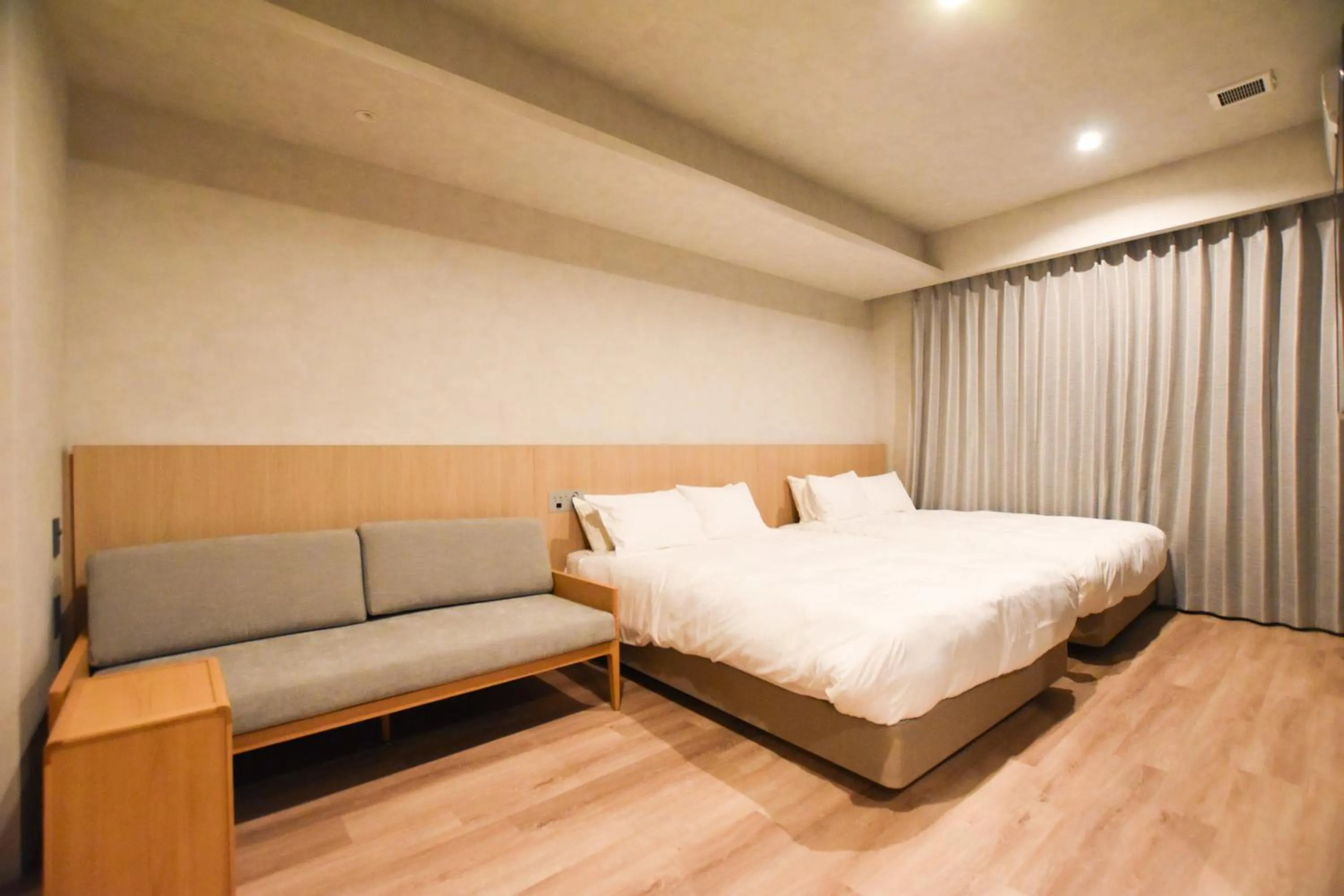 Bed in Randor Hotel Hiroshima Prestige