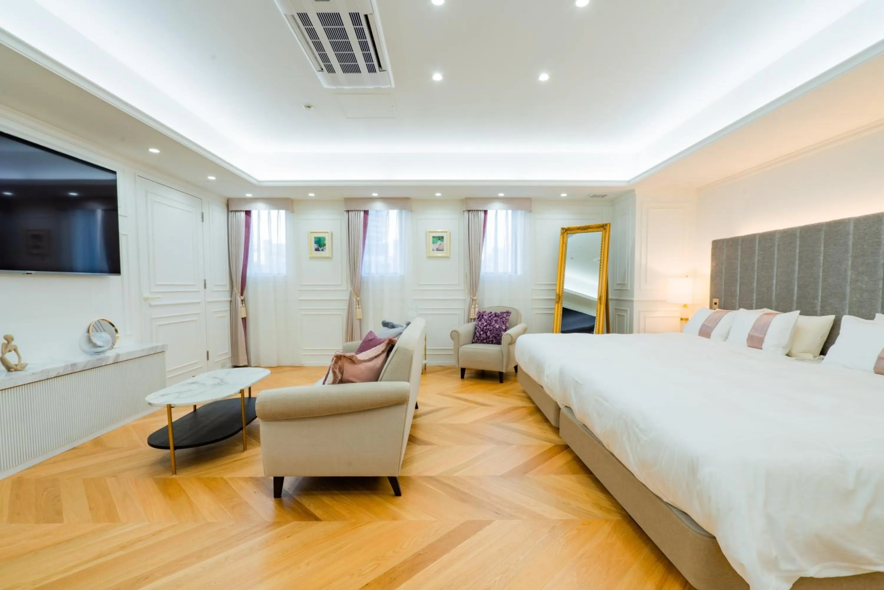 TV and multimedia, Bed in Randor Hotel Hiroshima Prestige