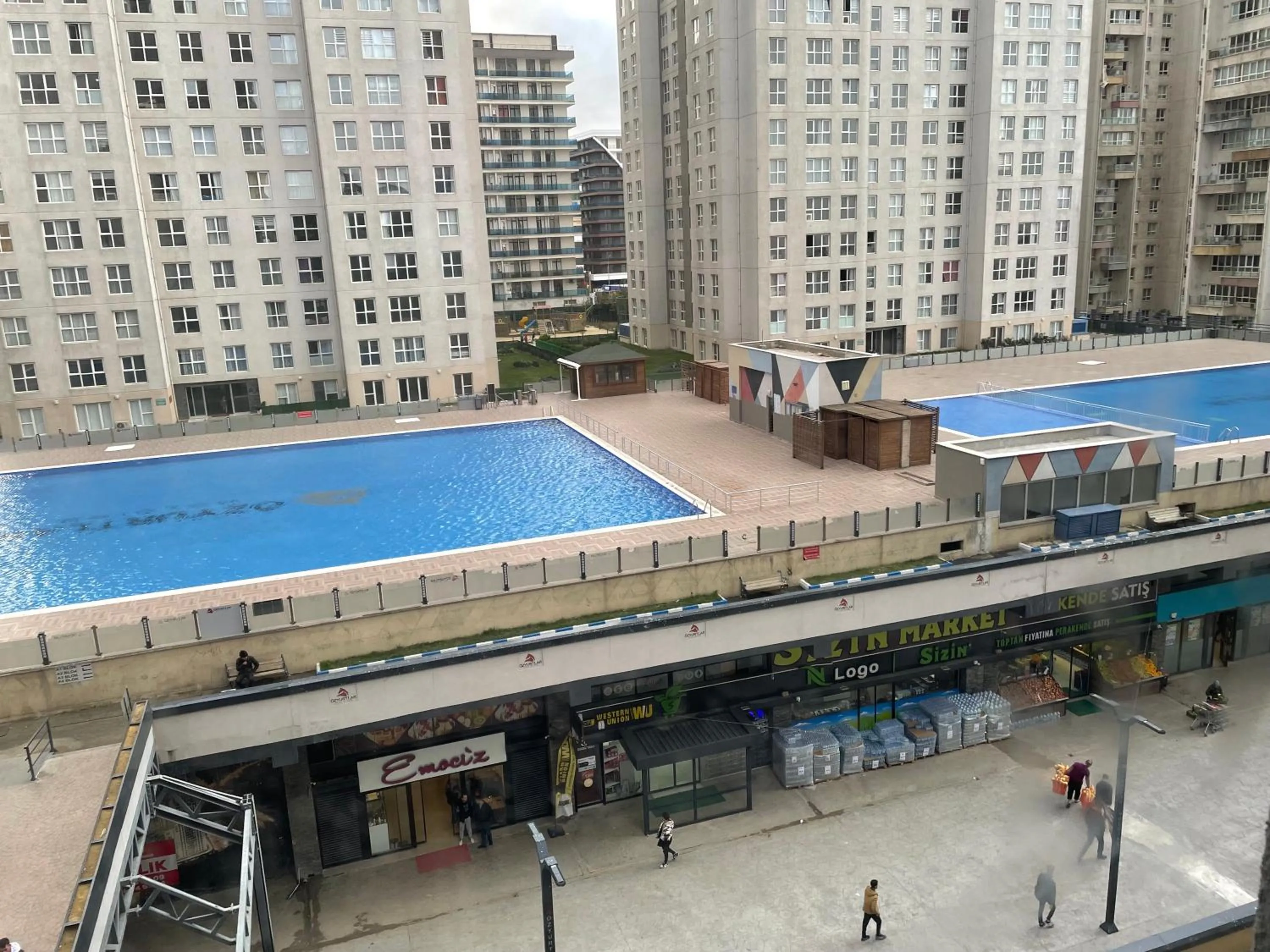 Pool view in Agora Royal Residence