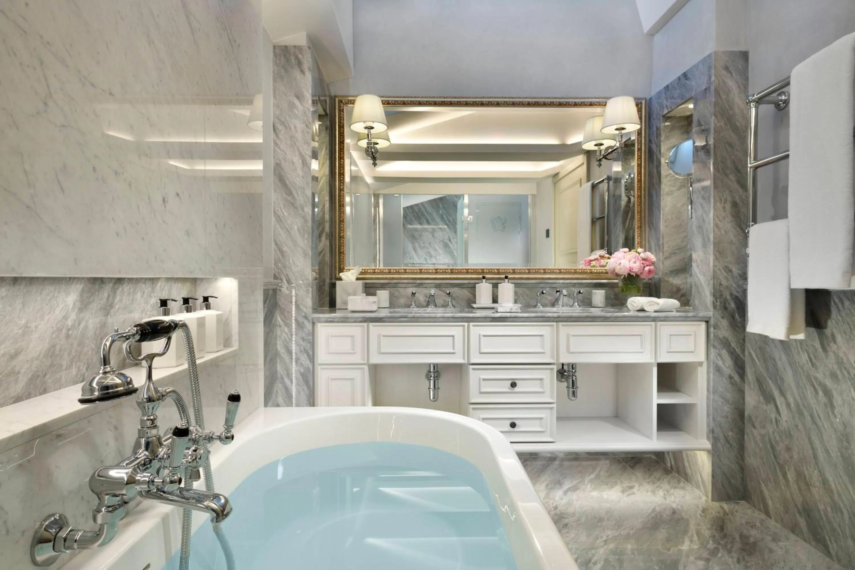 Palazzo Portinari Salviati Residenza D'Epoca