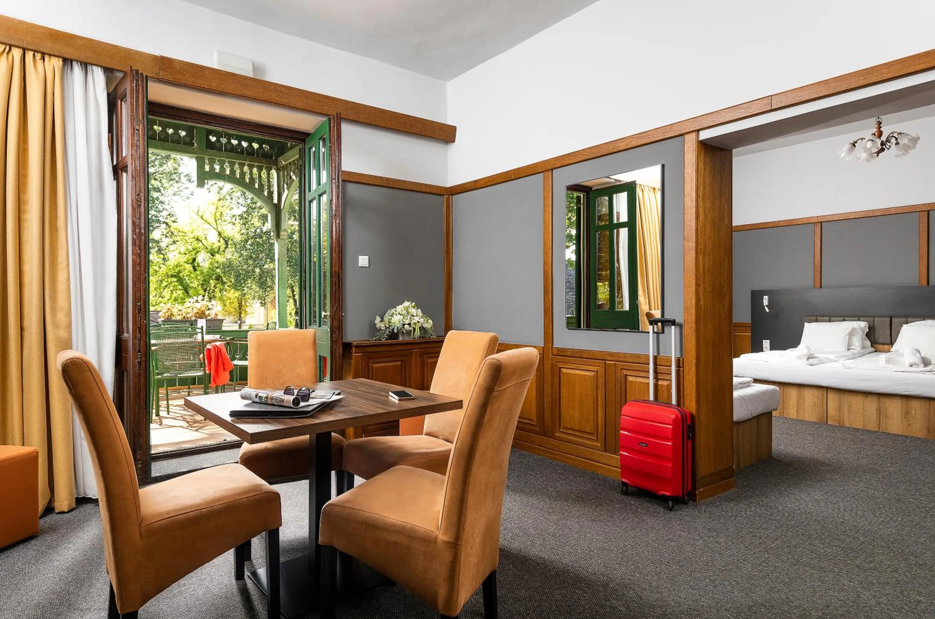 Bedroom, Bed in Svájci Lak Panzió