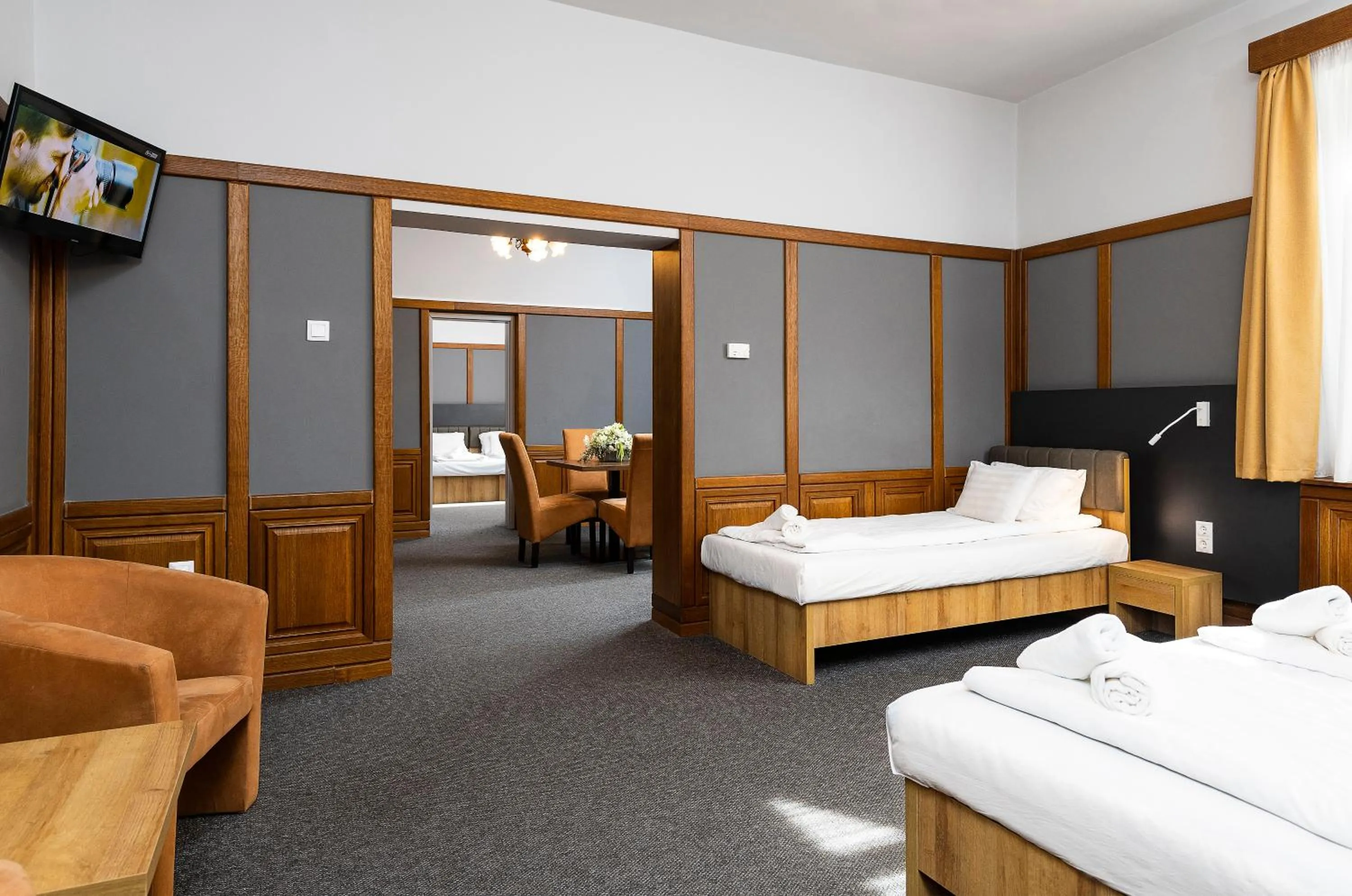 Bedroom, Bed in Svájci Lak Panzió