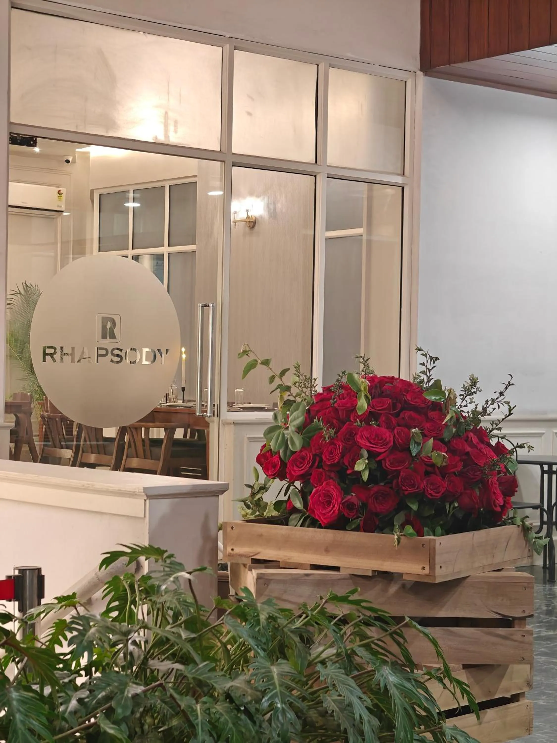 Restaurant/places to eat in Hotel Tragopan