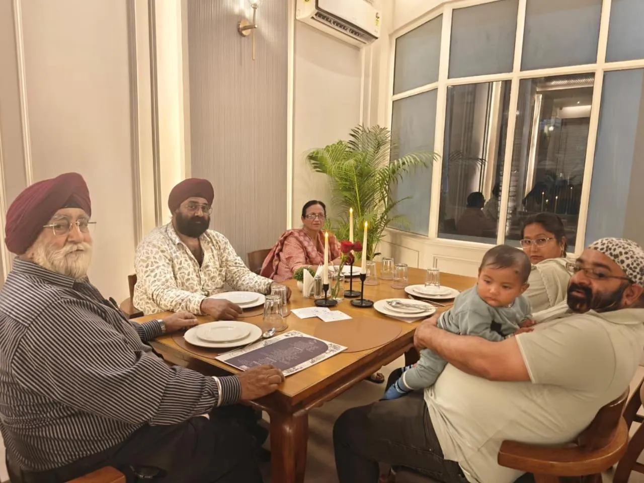 Restaurant/places to eat in Hotel Tragopan