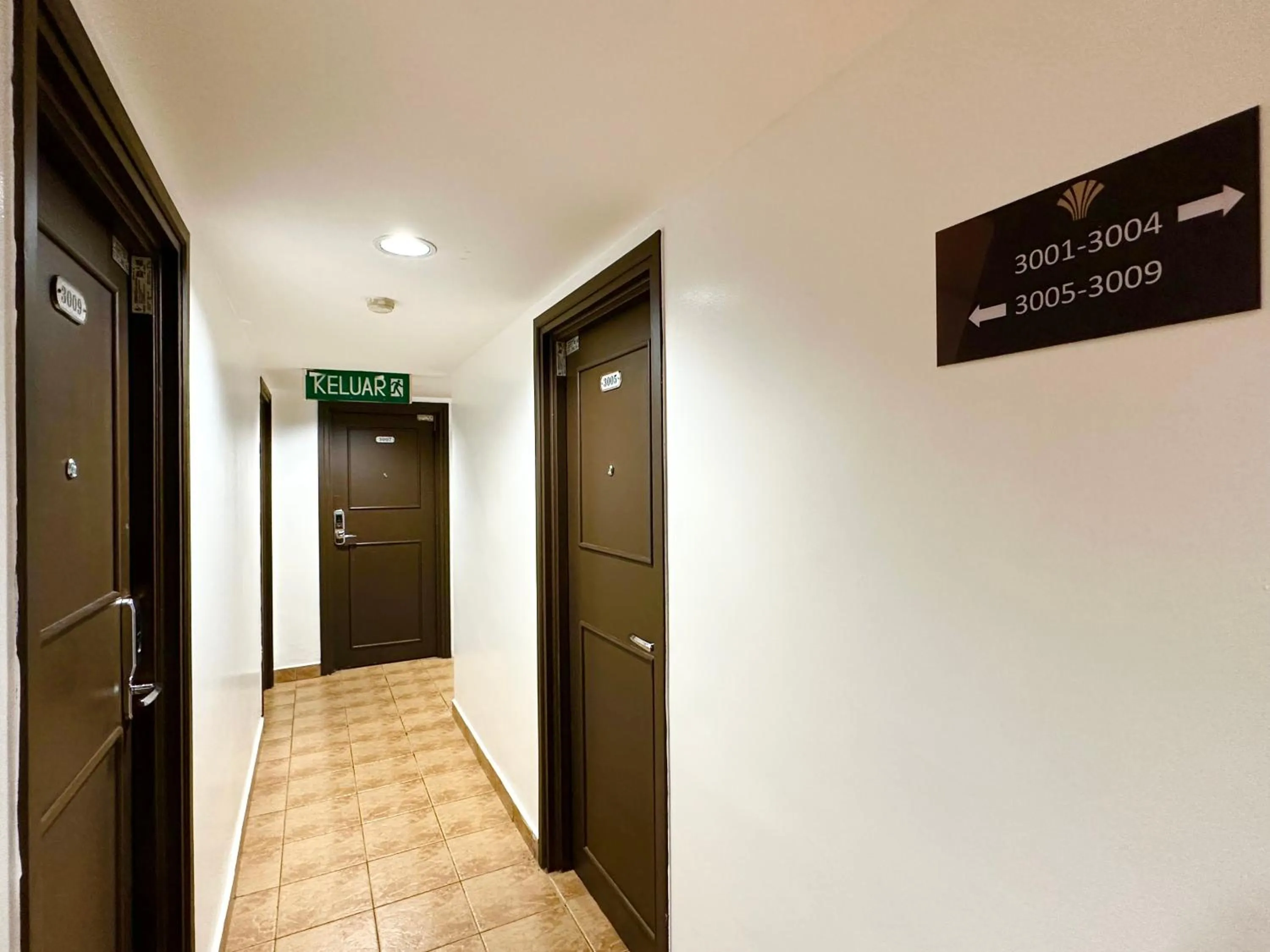 Property building in VALLEY HOTEL