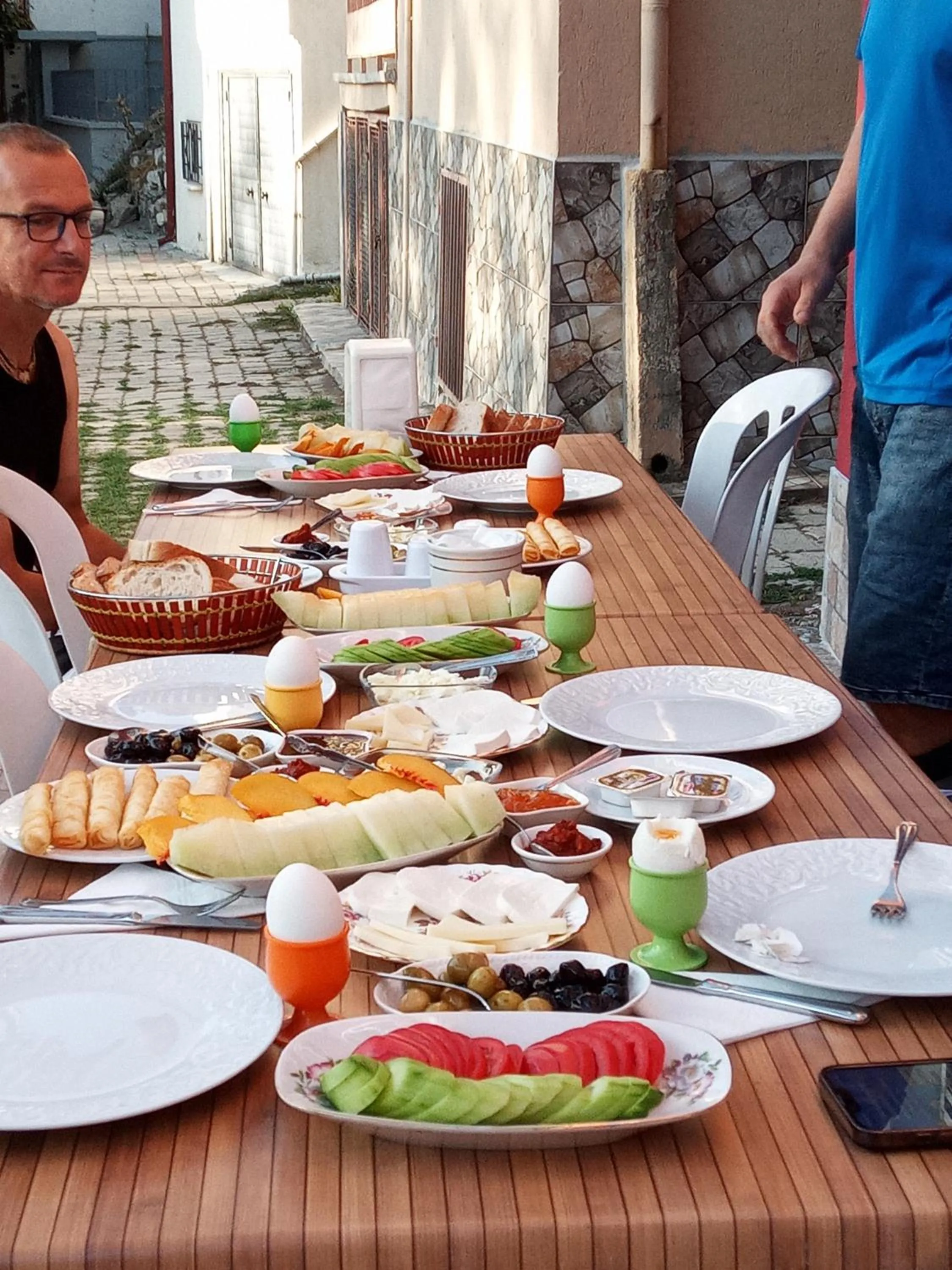 Breakfast in Ali's Pension ada alis