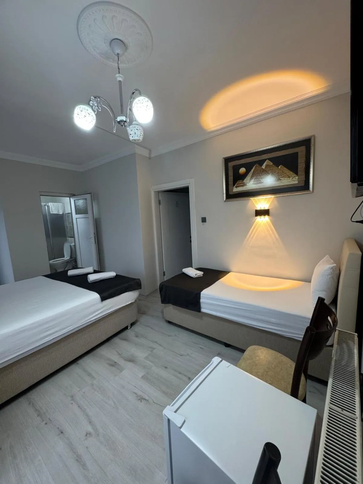 Bed in Ali's Pension ada alis