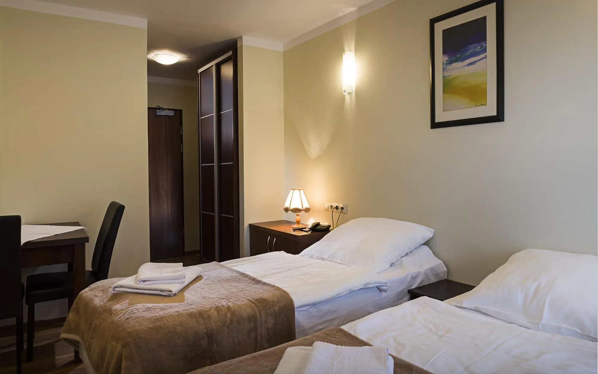 Photo of the whole room, Bed in Hotel Trojan