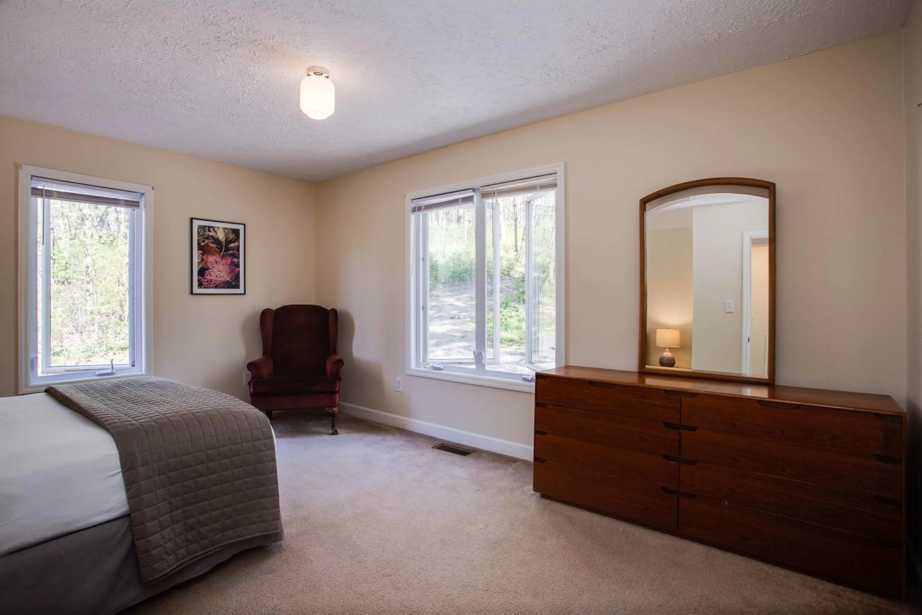 Bedroom, Bed in Love Ridge Mountain Lodging