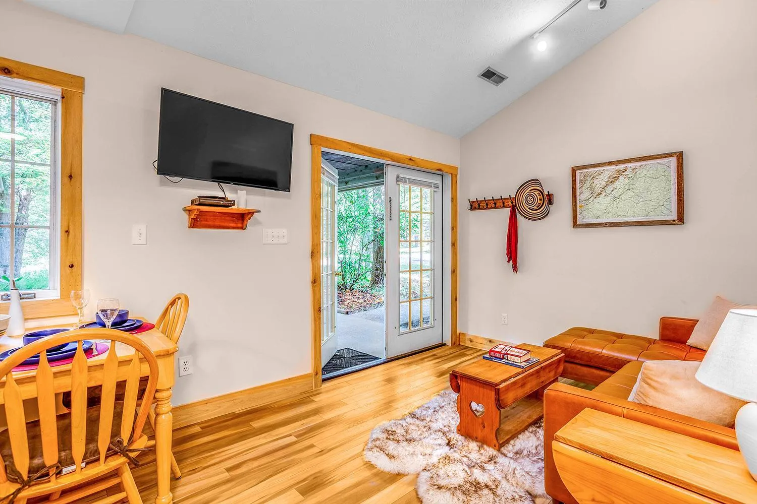 Love Ridge Mountain Lodging