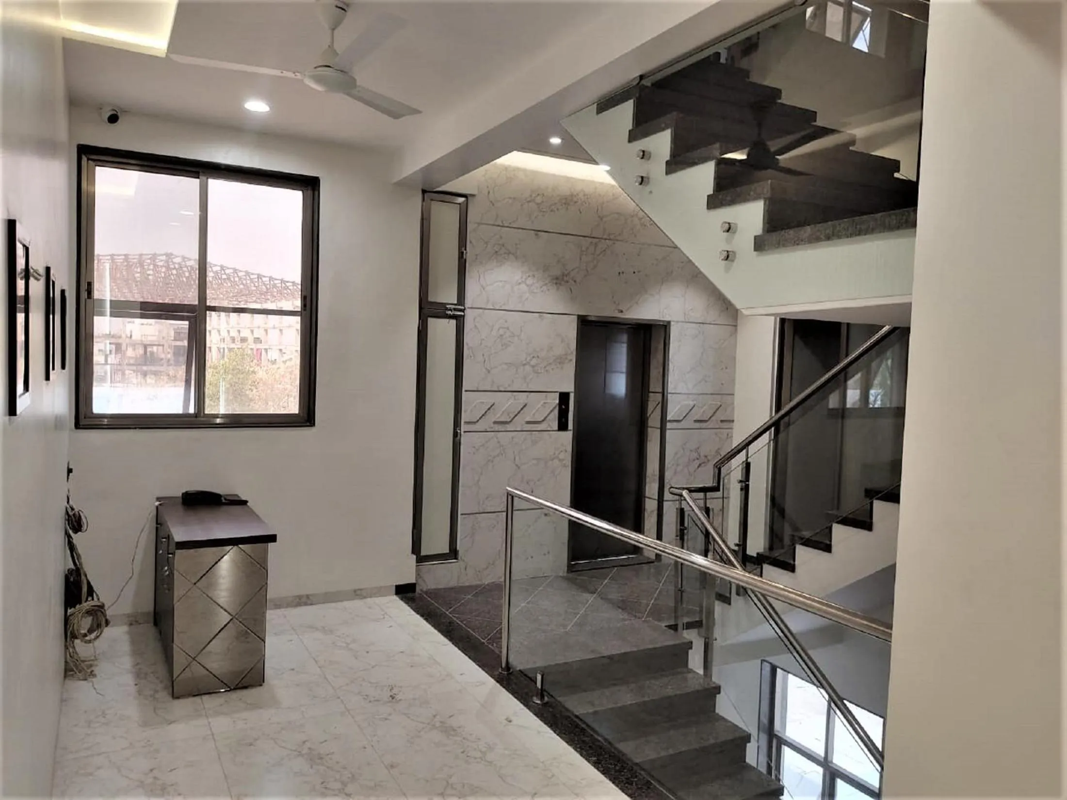 Inner courtyard view in Hotel Rose Gold