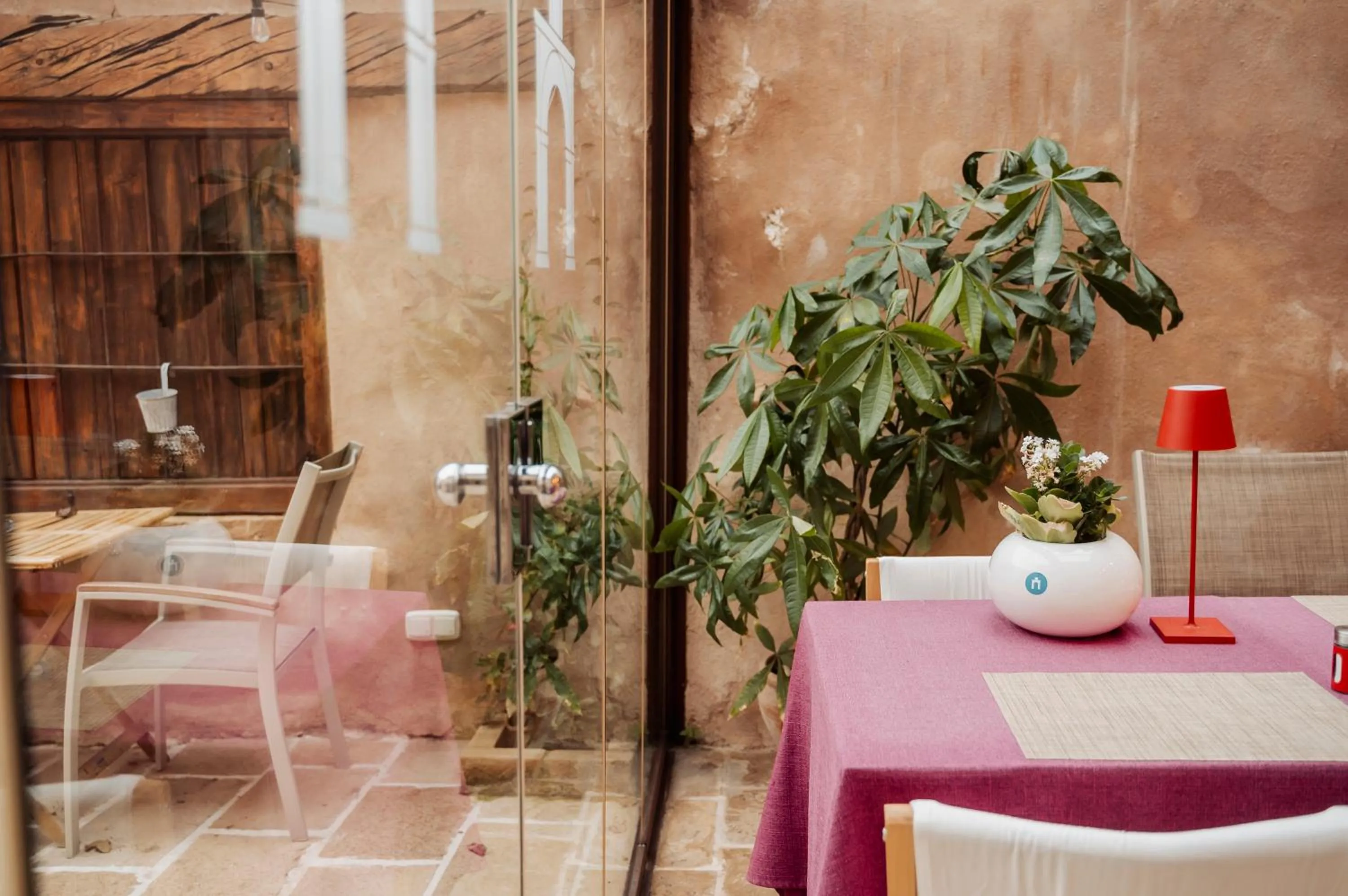 Property building in Hotel Boutique Poeta Jorge Manrique