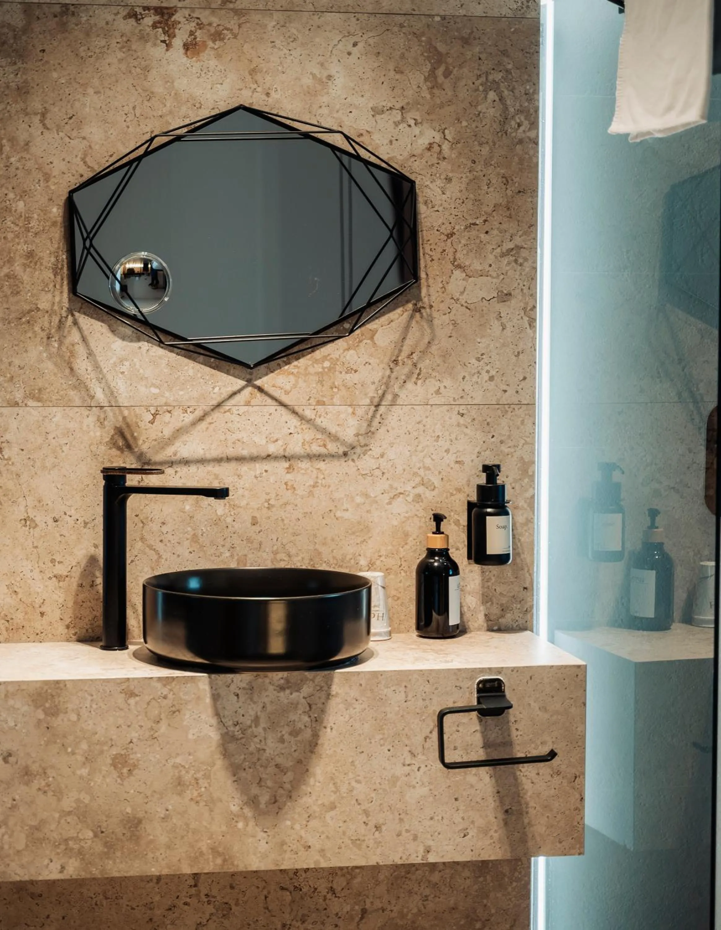 Bathroom in Hotel Boutique Poeta Jorge Manrique