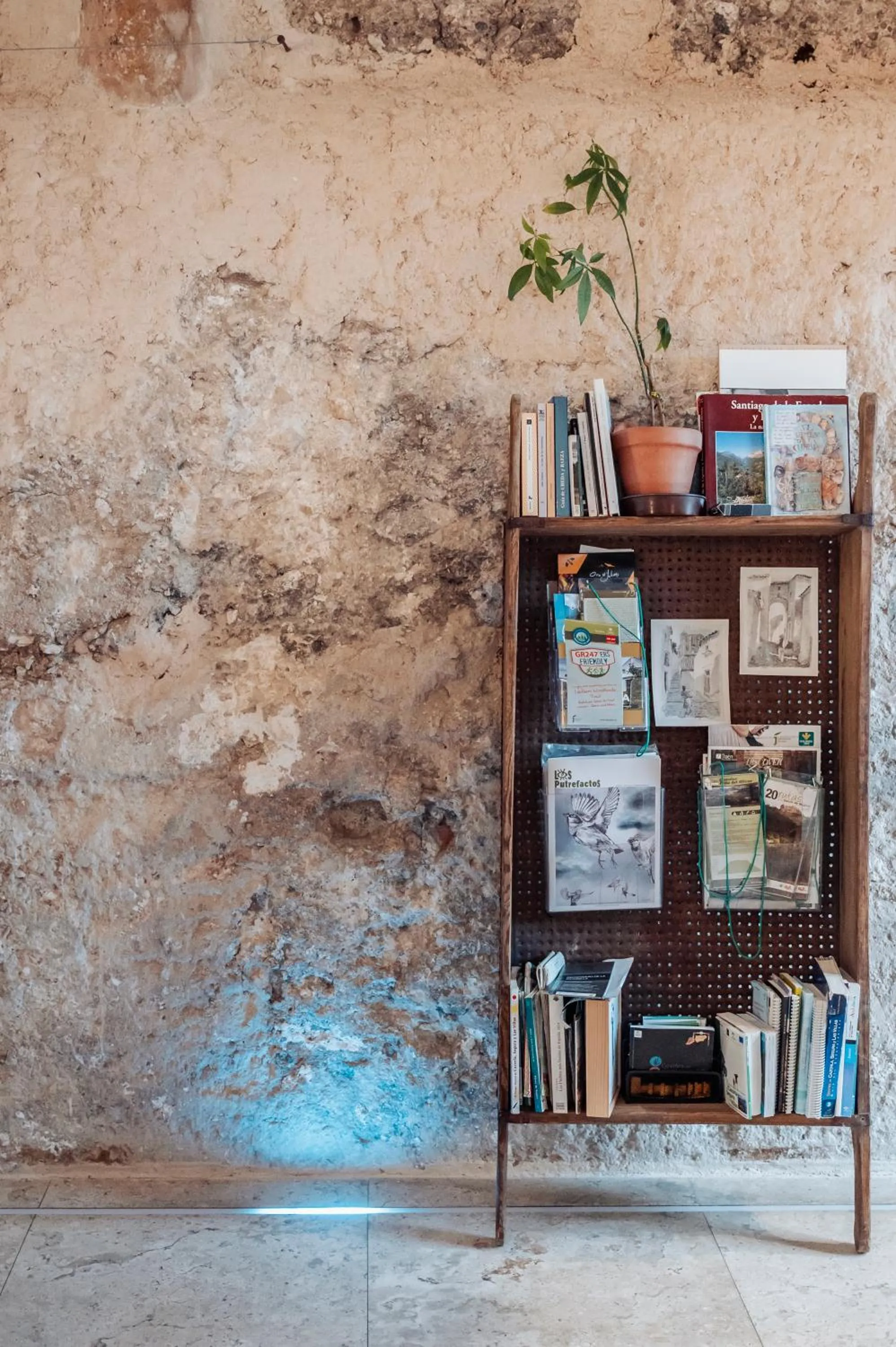 Property building in Hotel Boutique Poeta Jorge Manrique