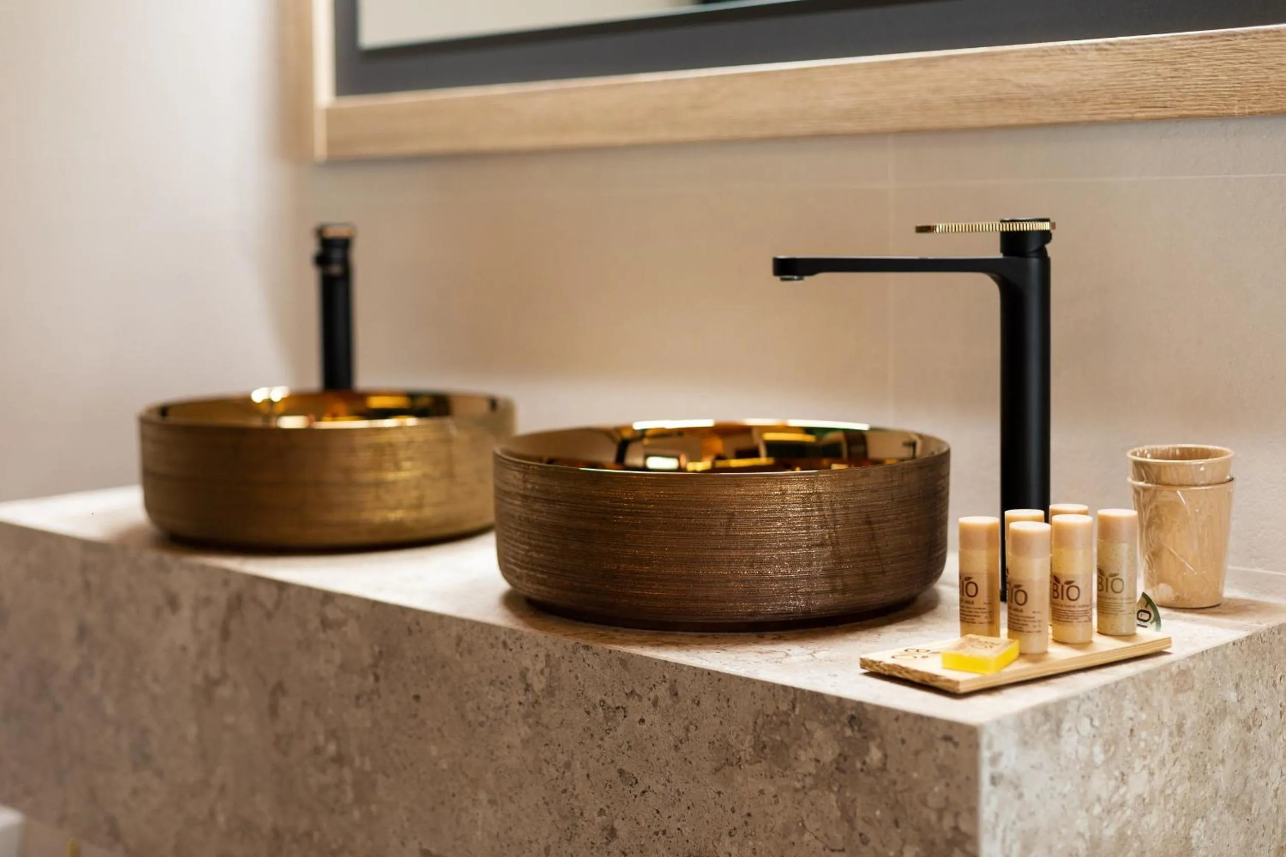 Bathroom in Hotel Poeta Jorge Manrique