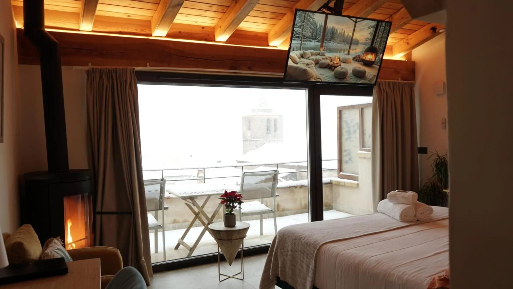 Bed in Hotel Boutique Poeta Jorge Manrique