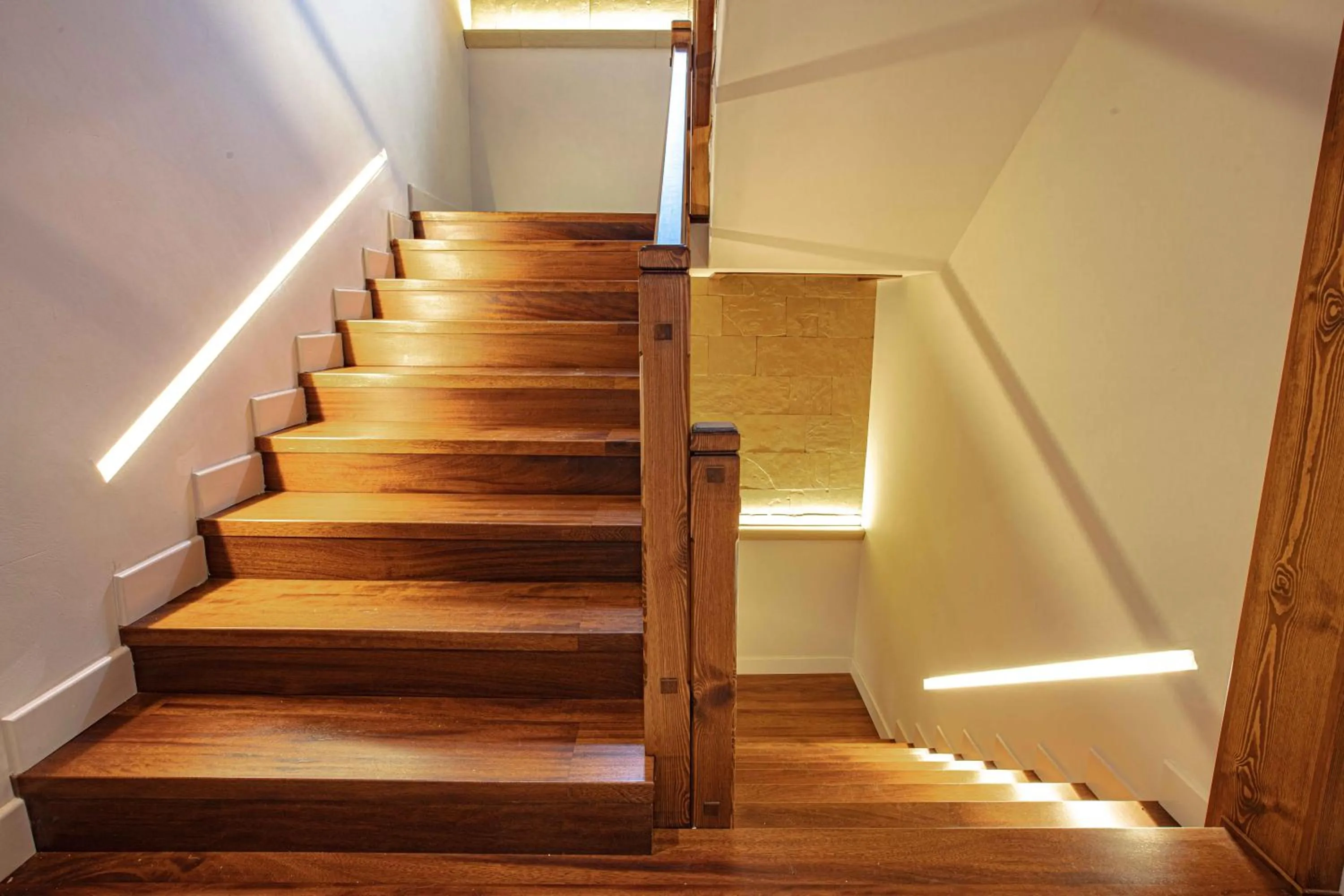 Property building in Hotel Poeta Jorge Manrique