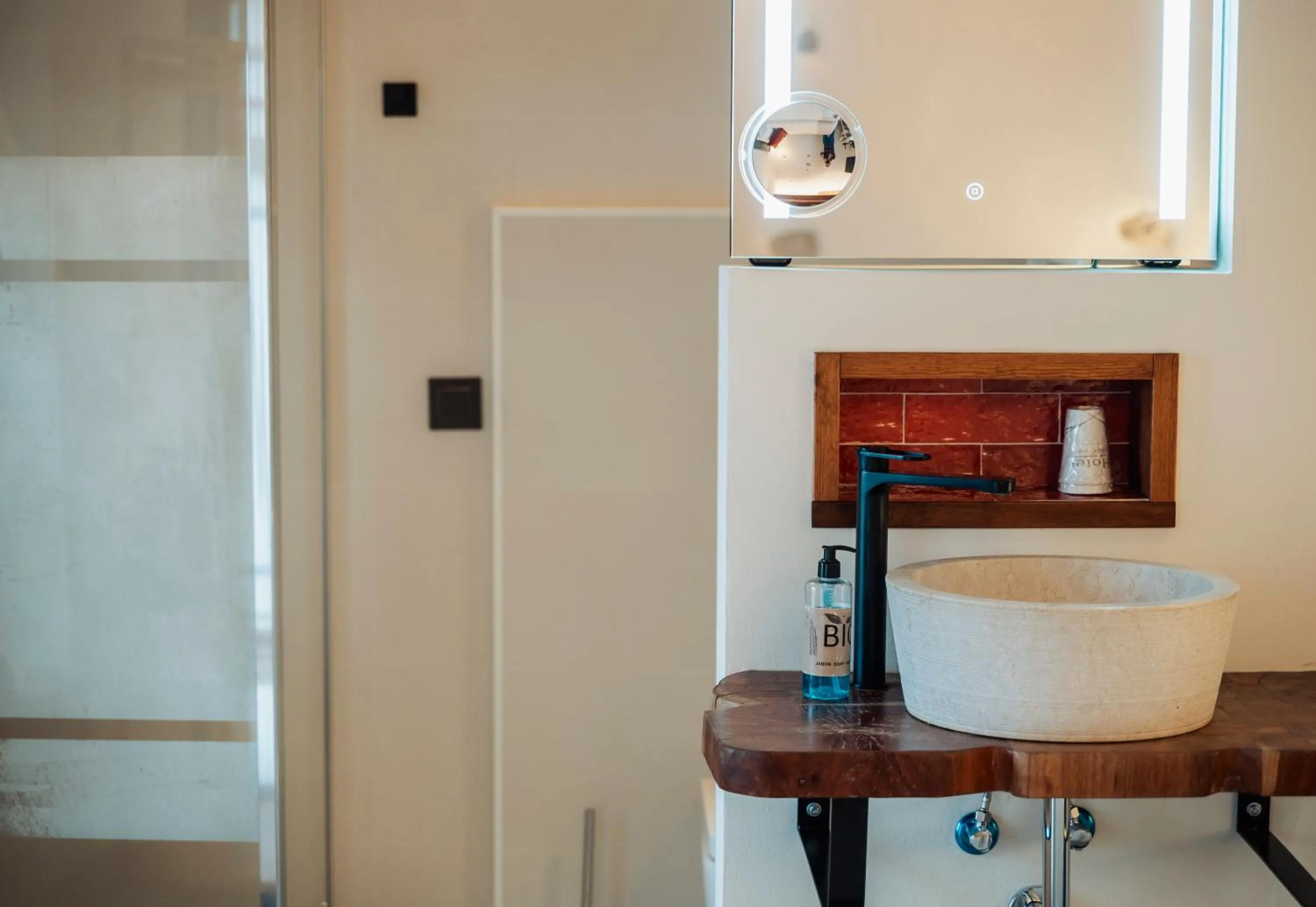 Bathroom in Hotel Boutique Poeta Jorge Manrique