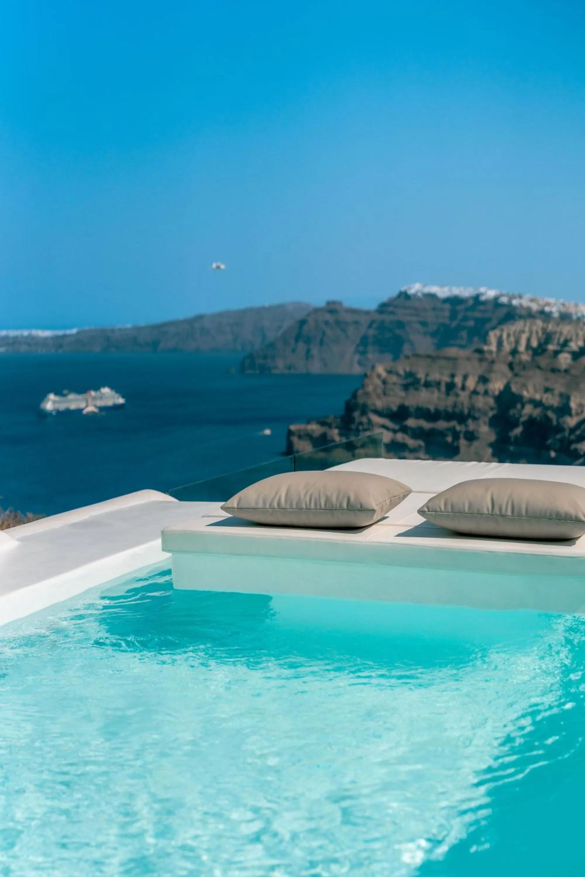 Hot Tub in Nelya Suites