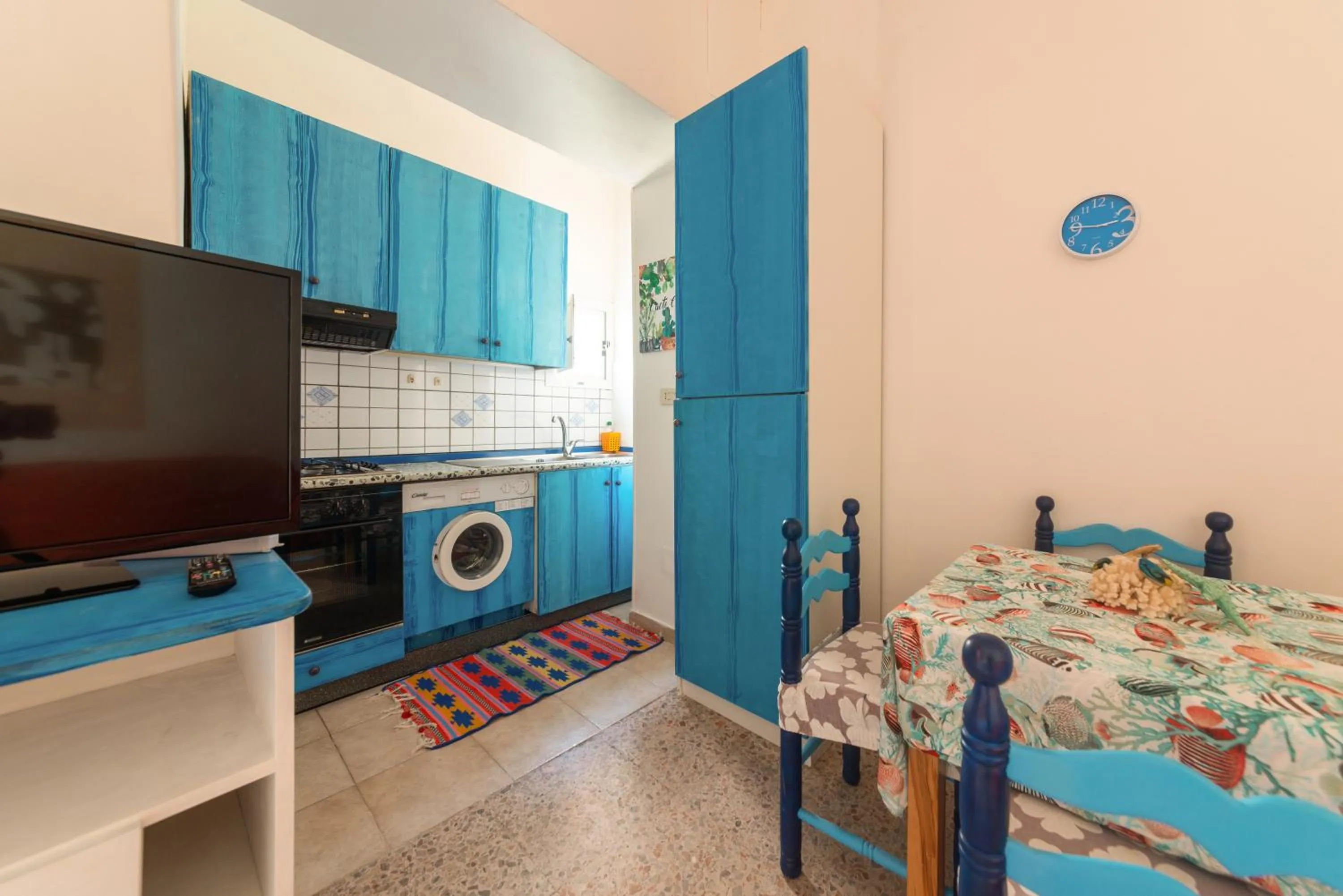 Communal lounge/ TV room, Bed in Villa dei Sogni - Aparthotel Ischia Ponte