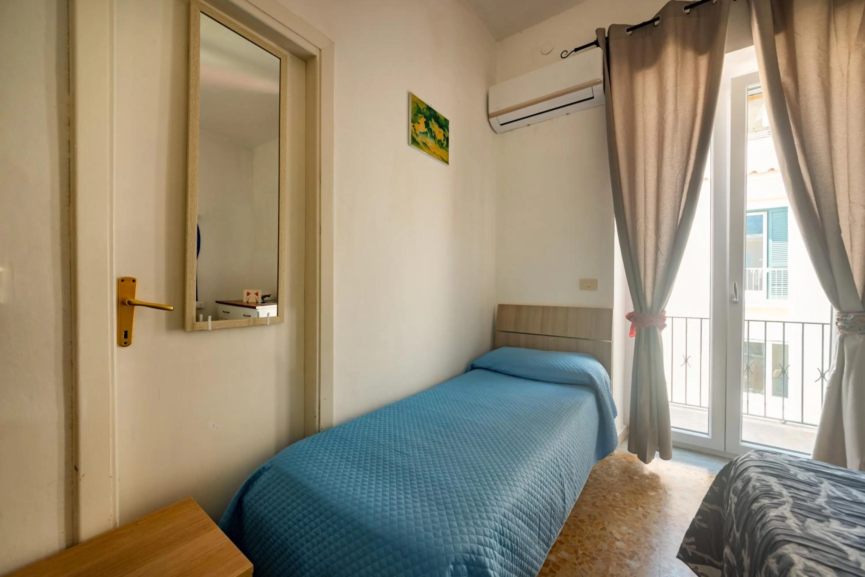 Bedroom, Bed in Villa dei Sogni - Aparthotel Ischia Ponte