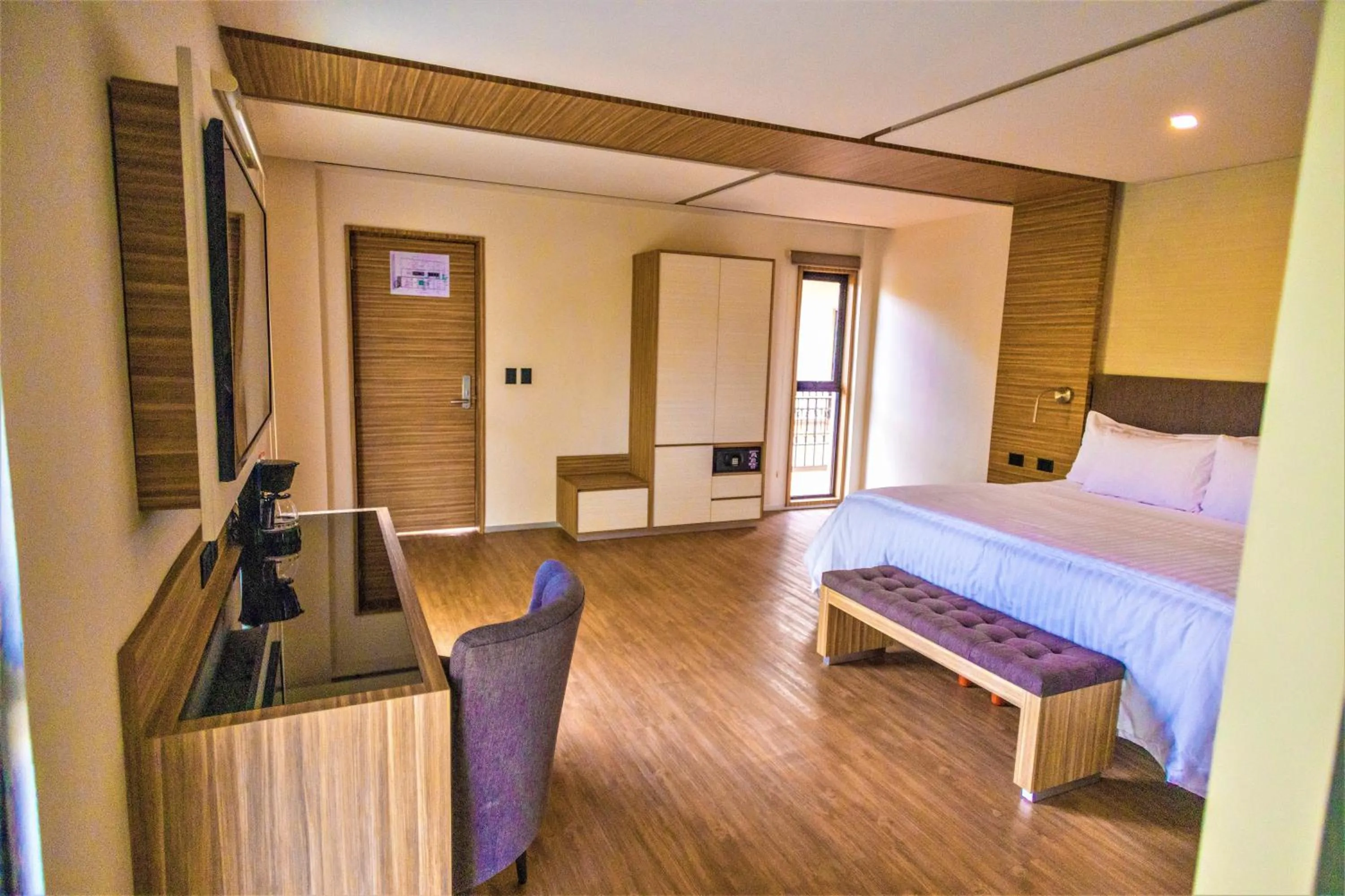 Photo of the whole room, Bed in Hotel Plaza by Kavia