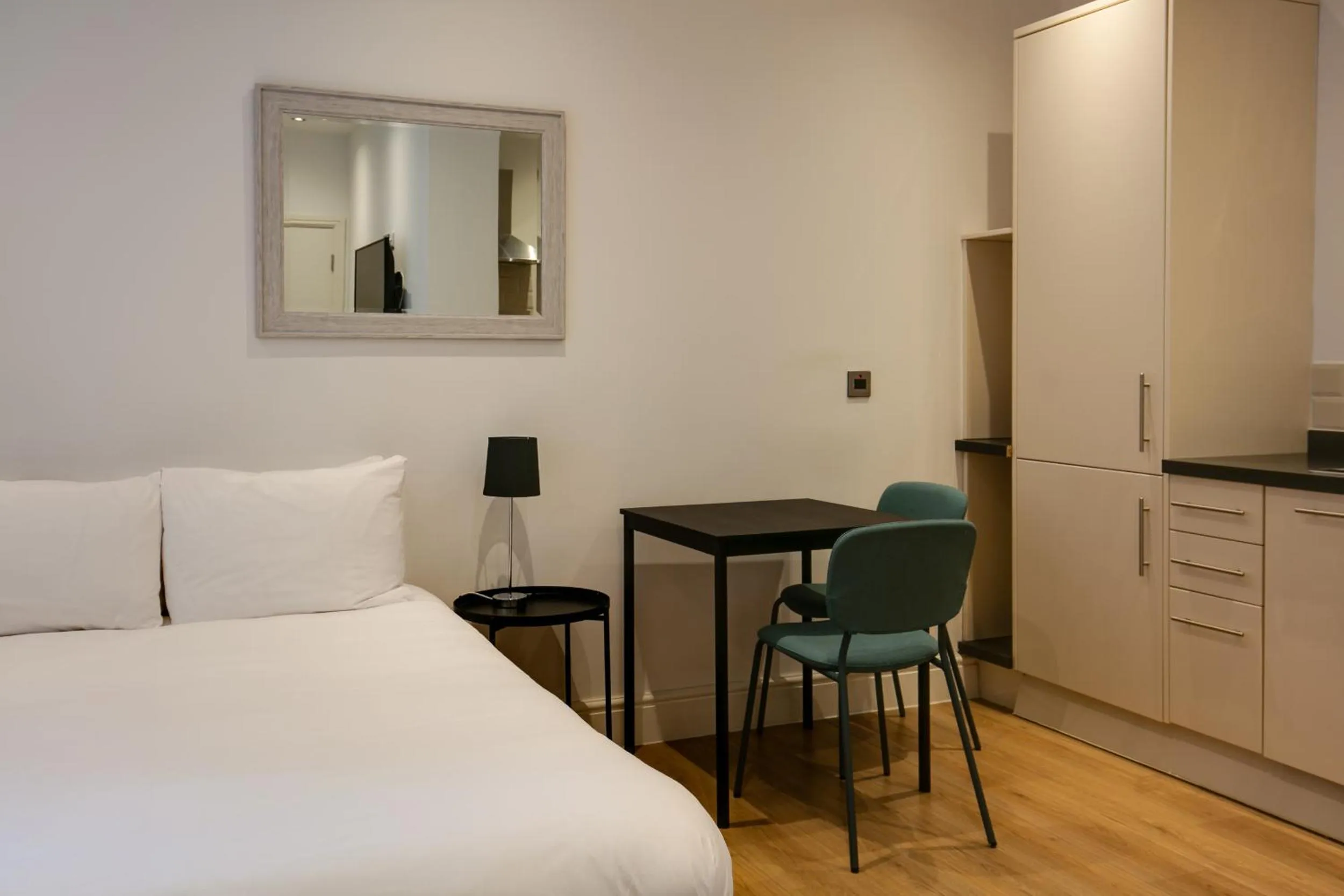 Bedroom, Bed in Charles Hope Swindon