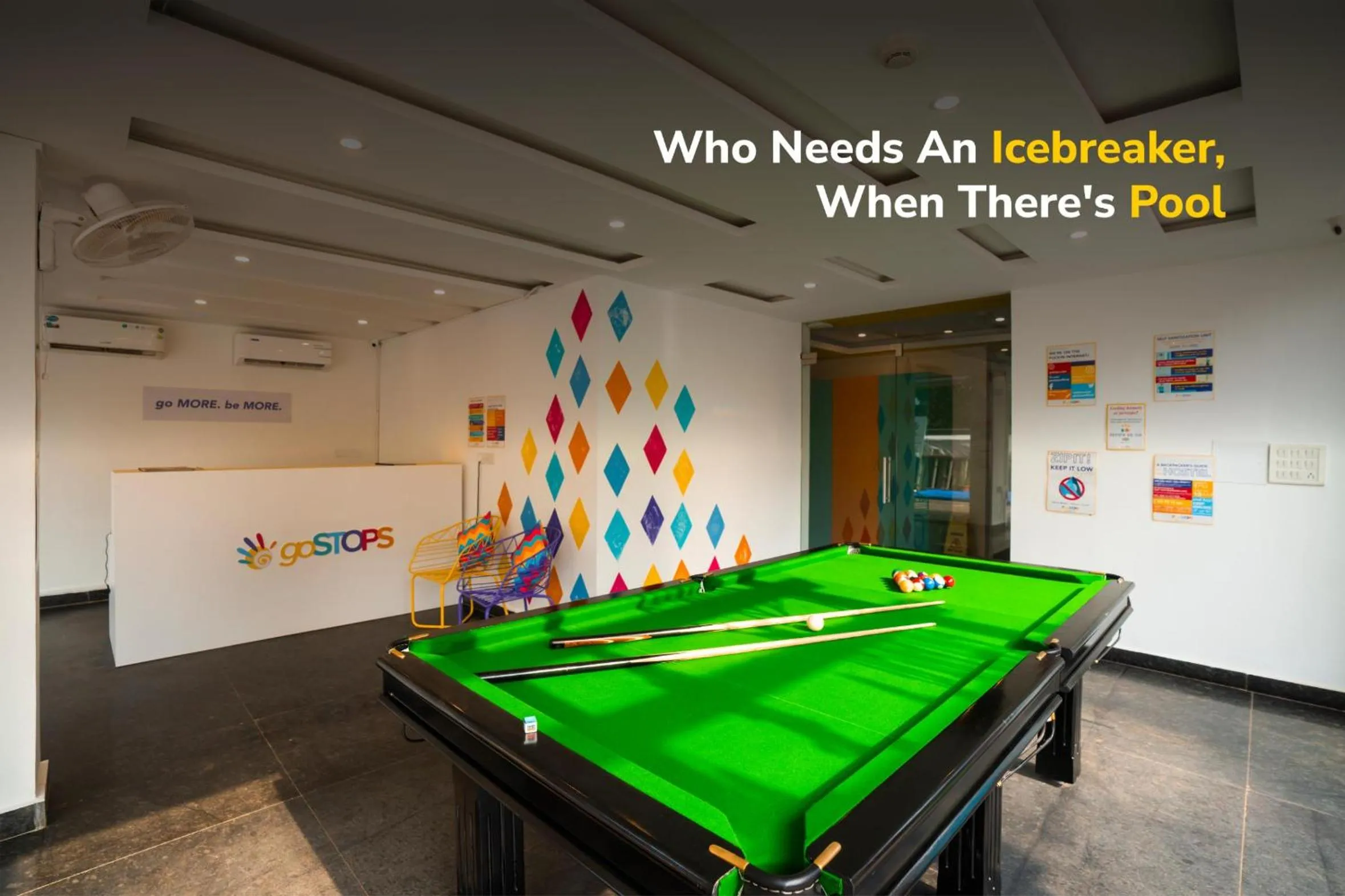 Lobby or reception in goSTOPS Goa, Baga