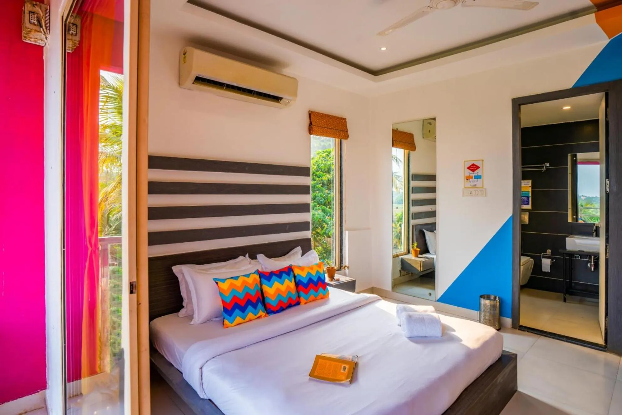 Bed in goSTOPS Goa, Baga