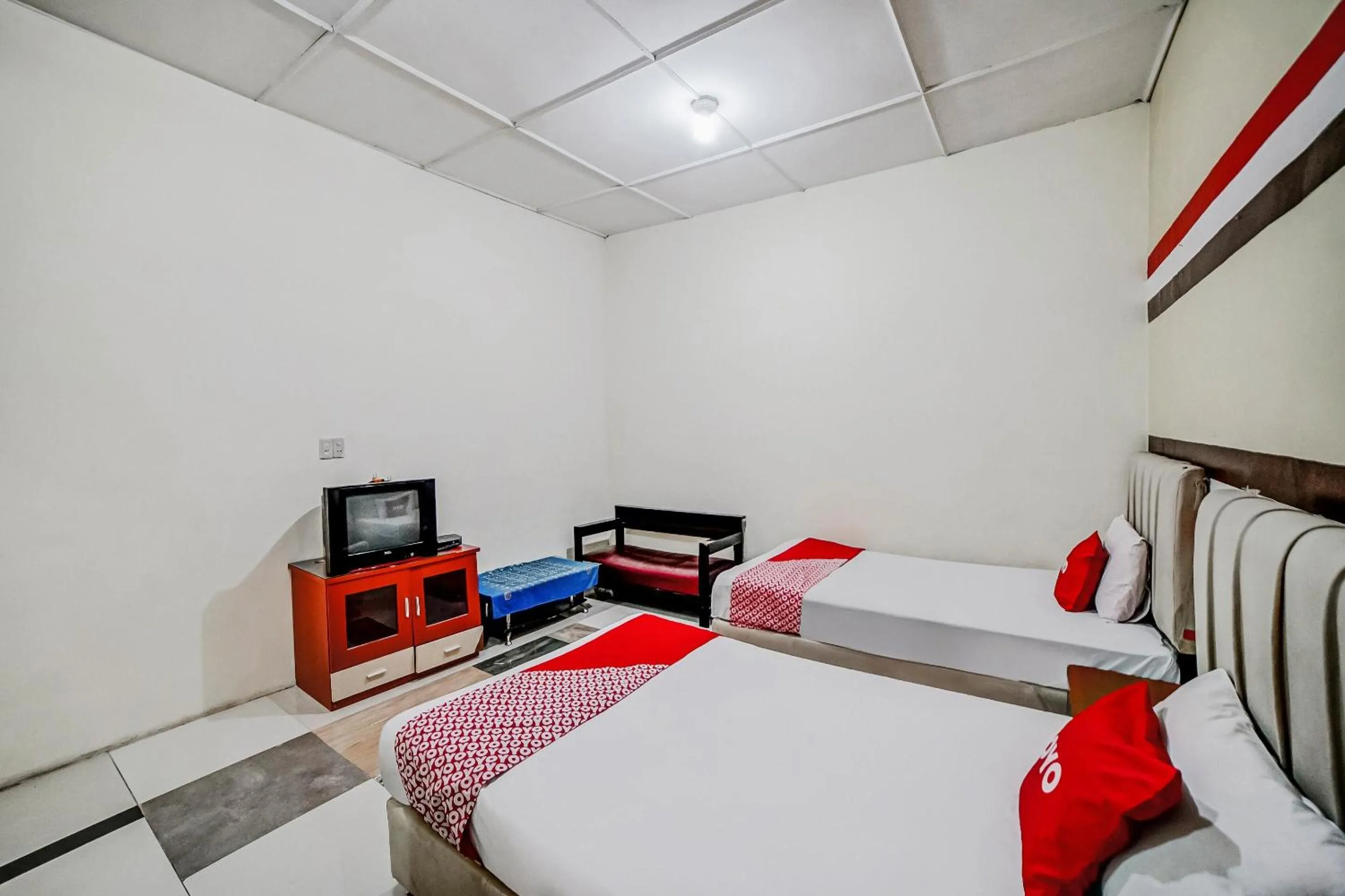 Bedroom, Bed in Hotel O Al Karim Syariah