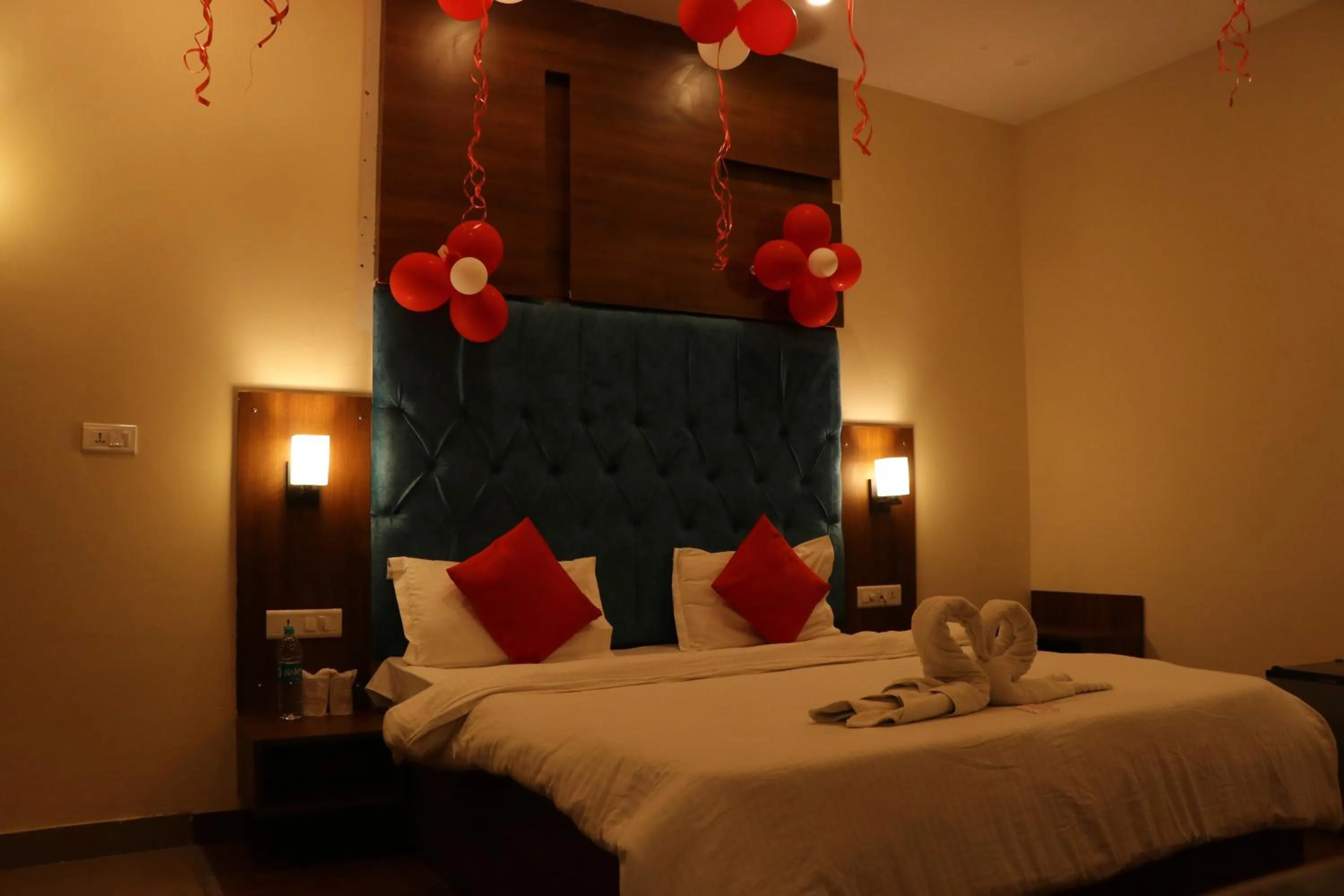 Photo of the whole room, Bed in Hotel Pushap Palace