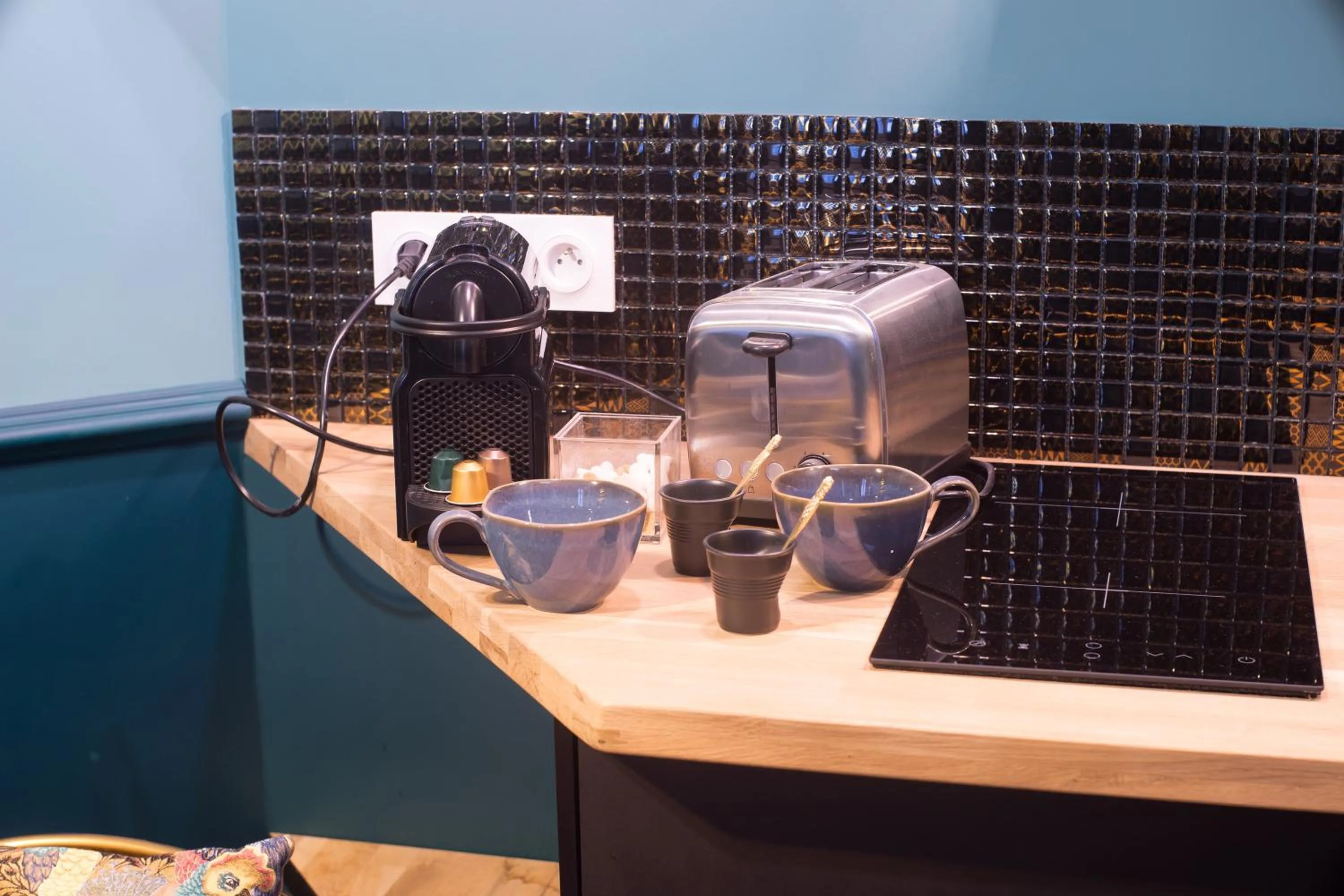 Kitchen or kitchenette in The Charming Trocadero Eiffel Tower