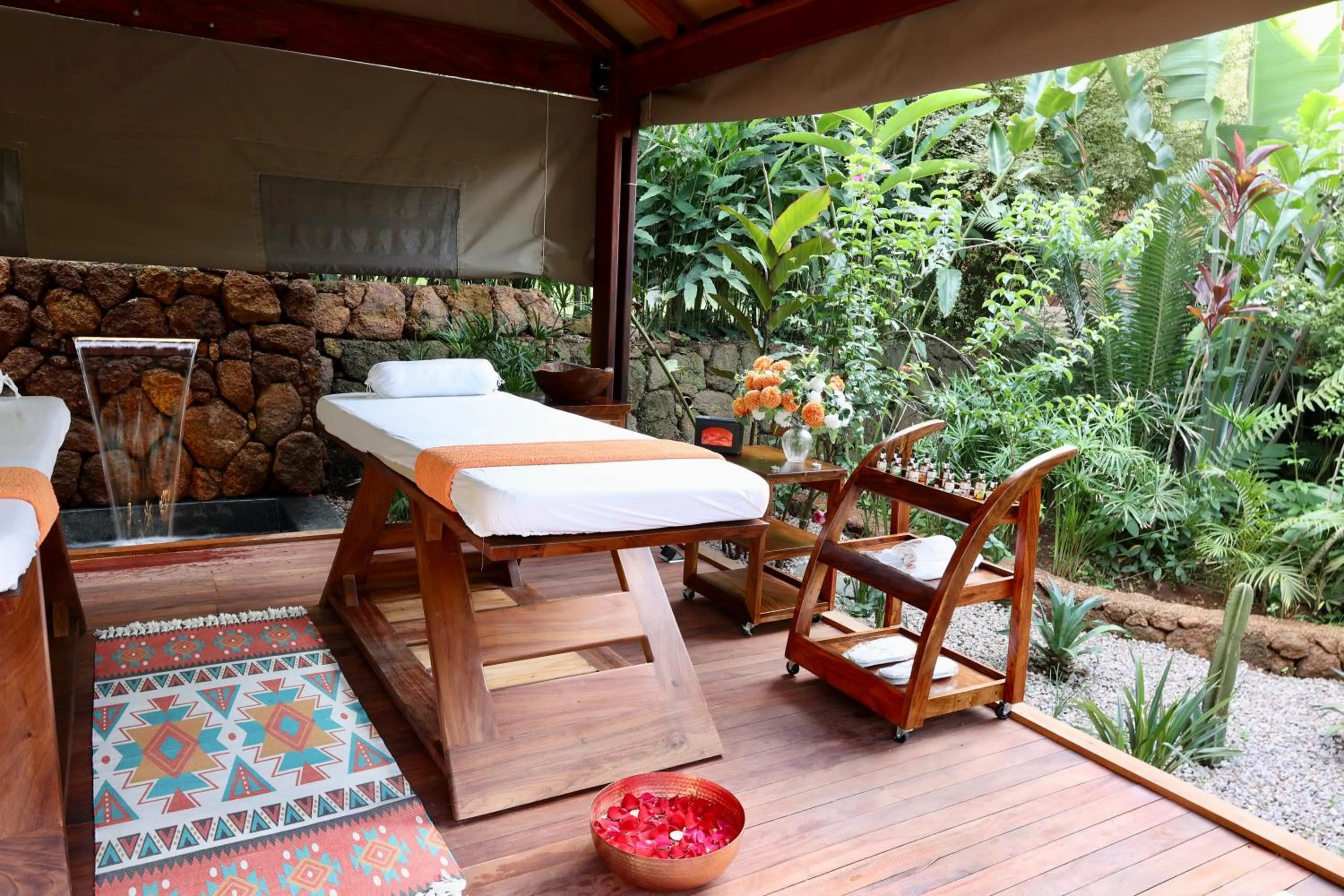 Massage in Divine Resort & Spa