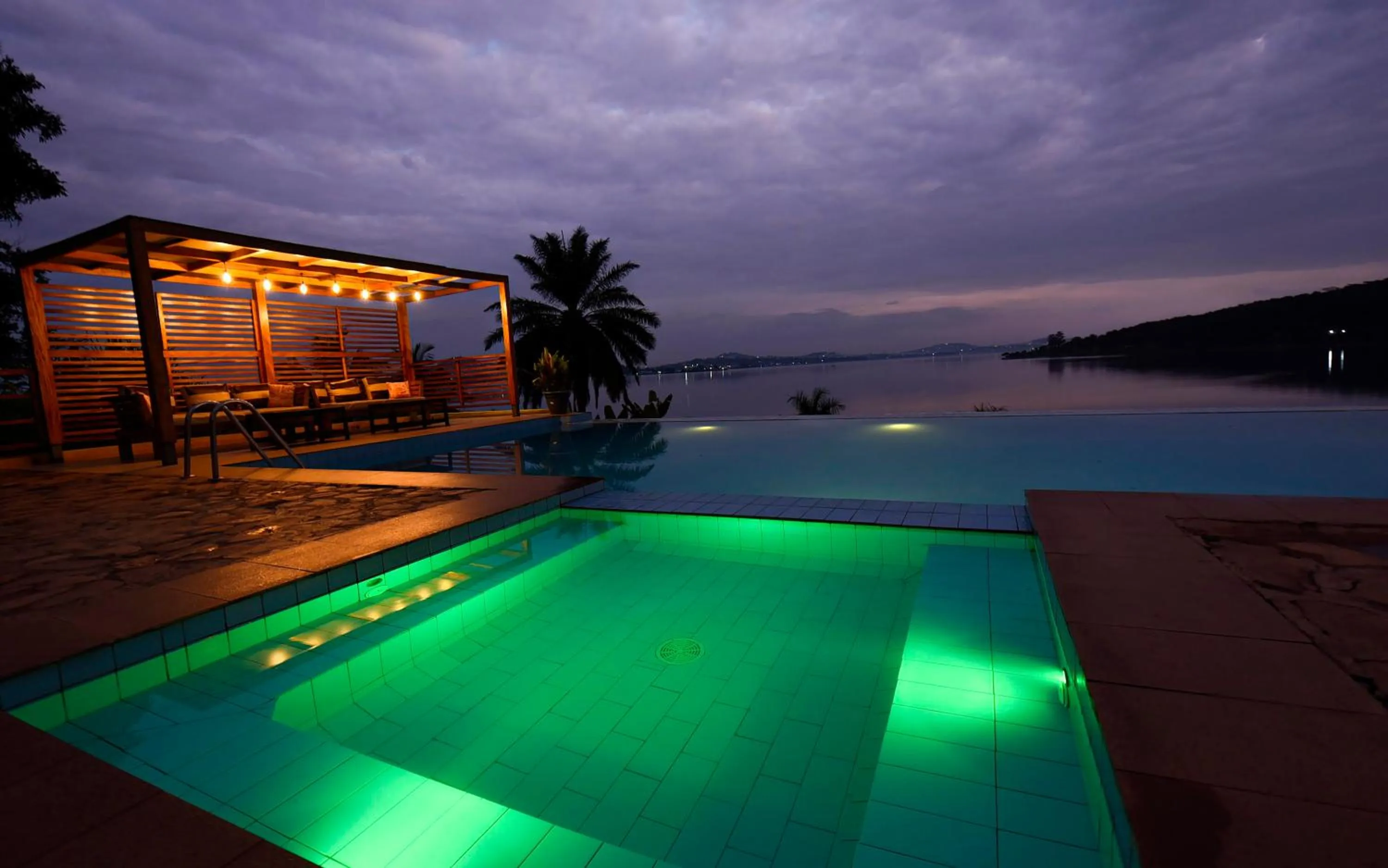 Night in Divine Resort & Spa