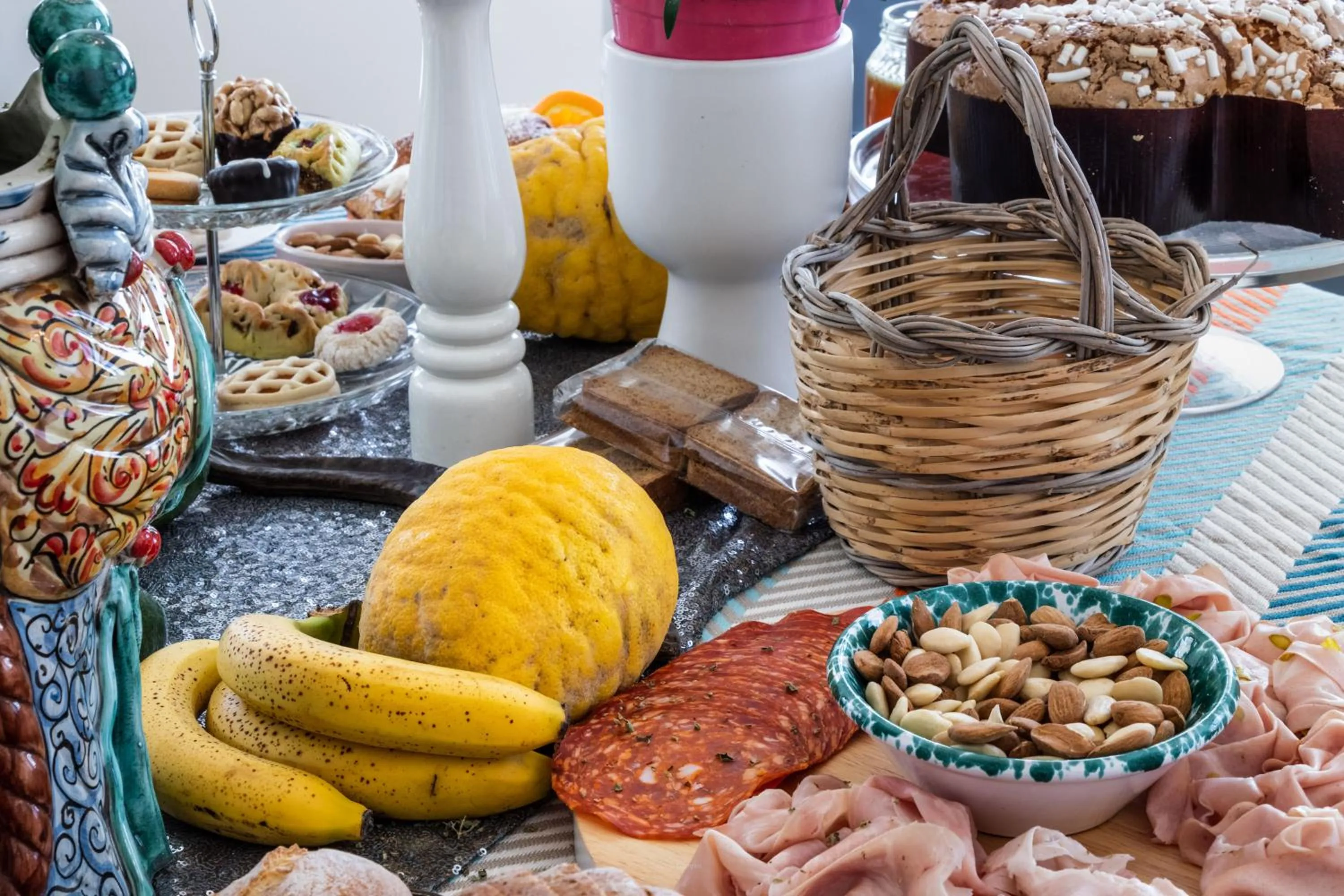 Buffet breakfast in MichaEl garden