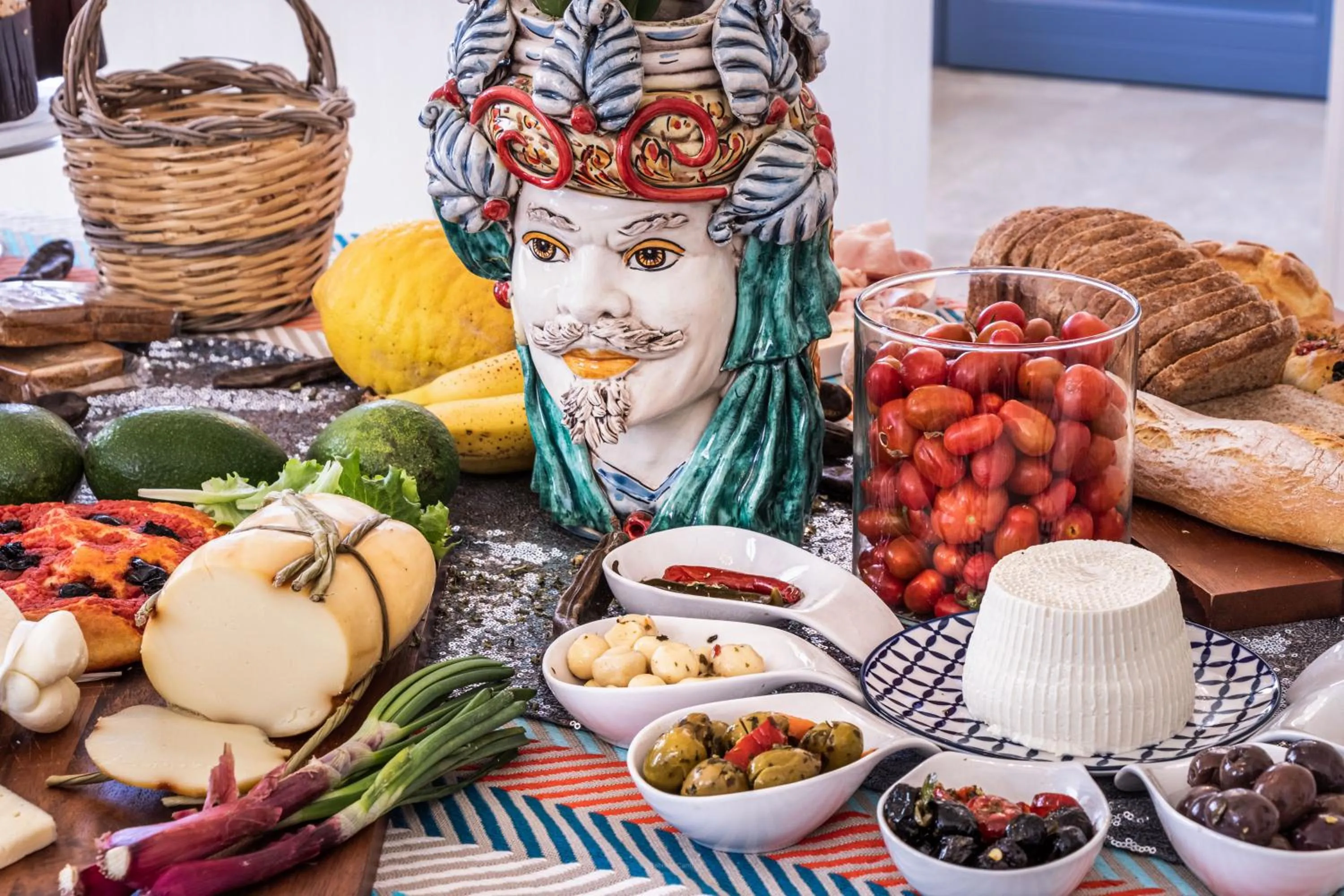 Buffet breakfast in MichaEl garden