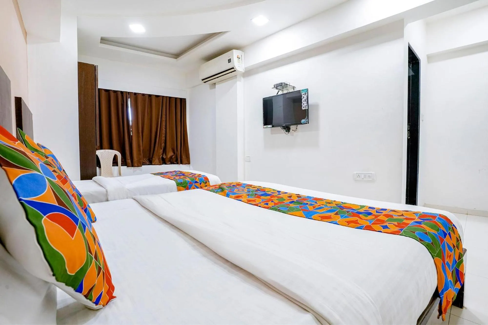 Bed in FabHotel Kamran Residency - Nr LBS Marg