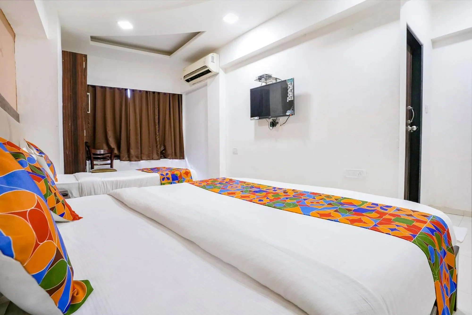 Bed in FabHotel Kamran Residency - Nr LBS Marg
