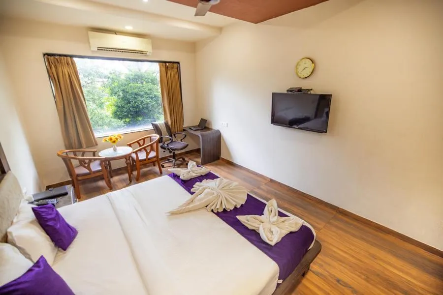 Bed in Sheetal International