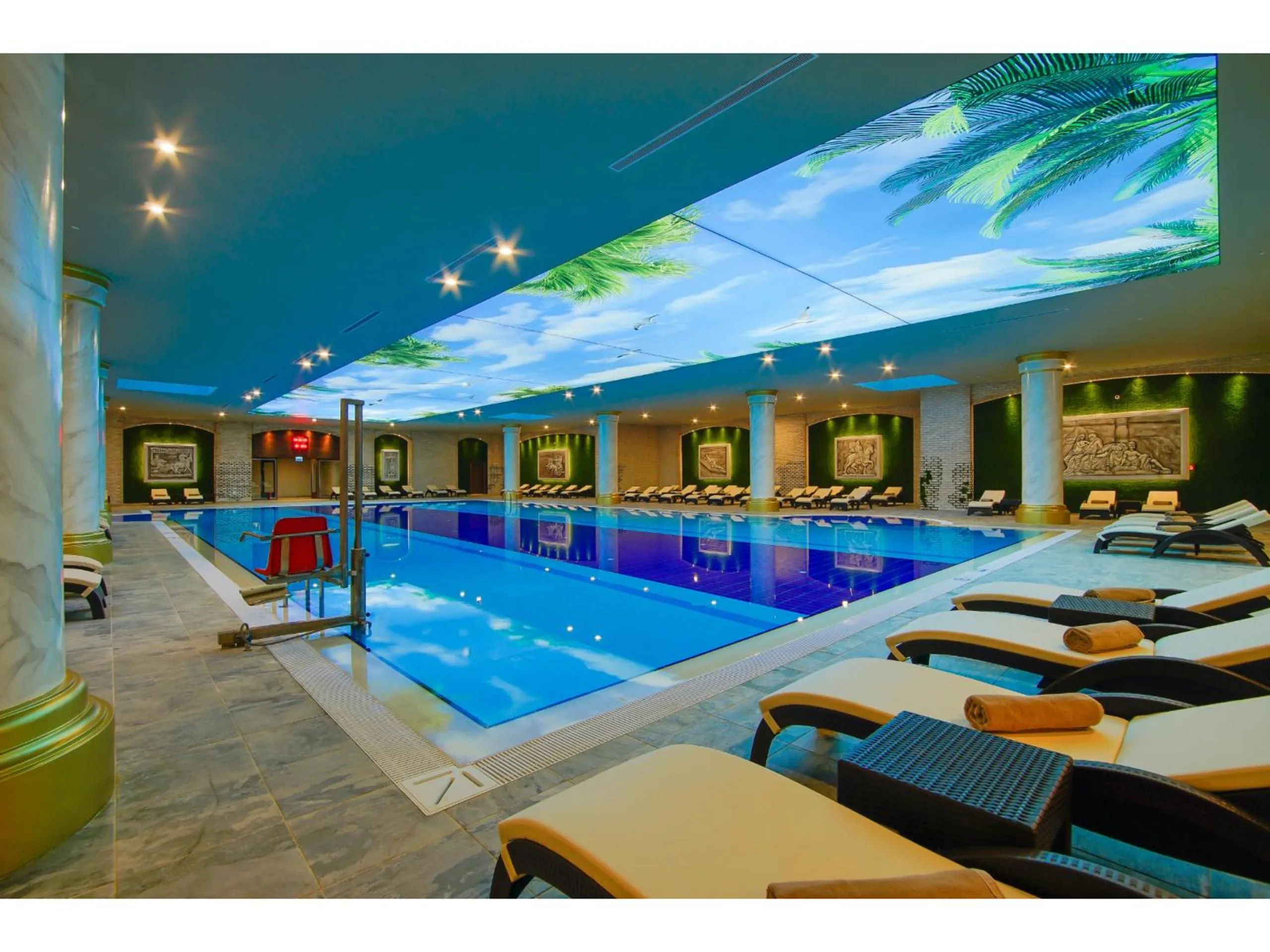 Swimming pool in Limak Cyprus Deluxe Hotel